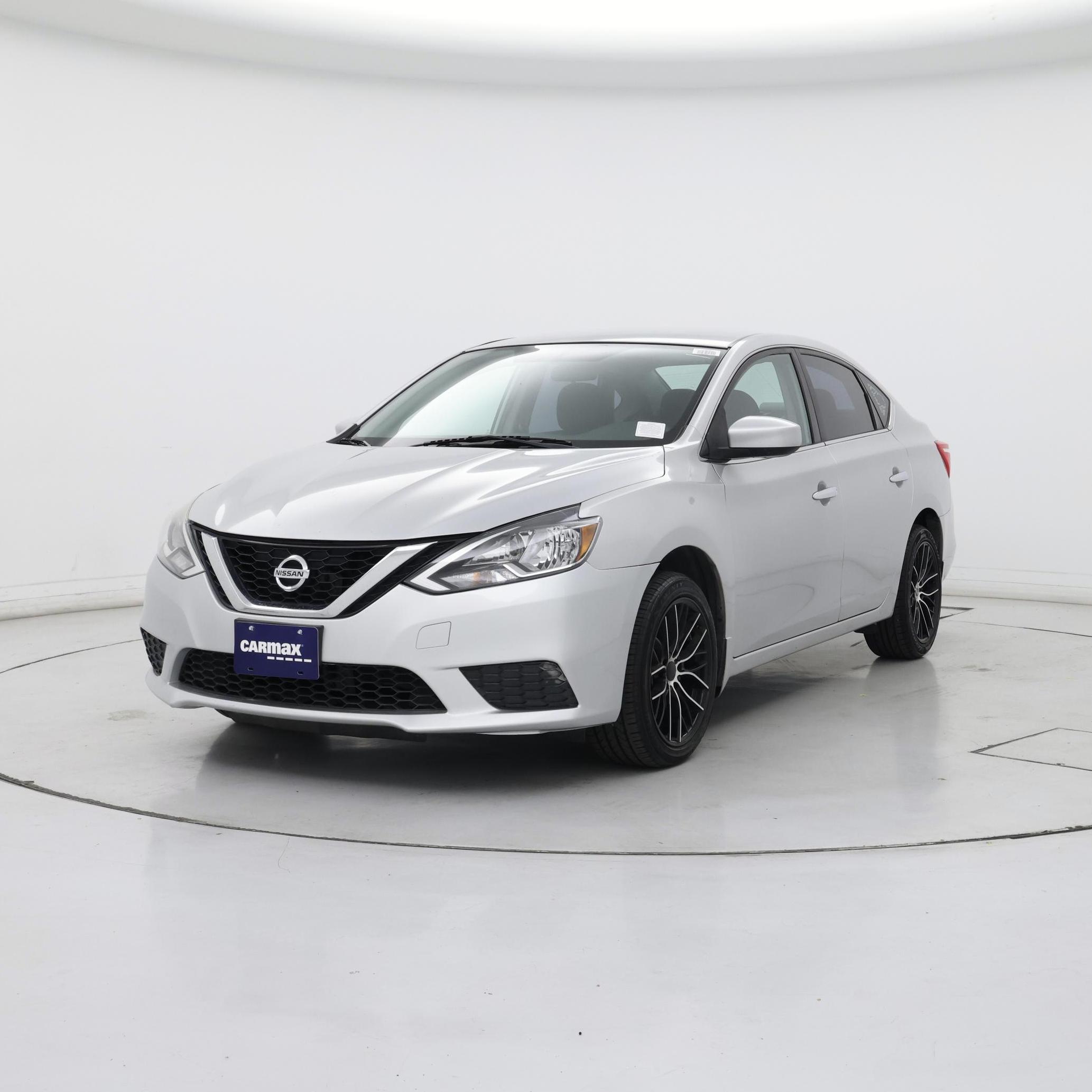 Thumbnail: 2016 Nissan Sentra - 4
