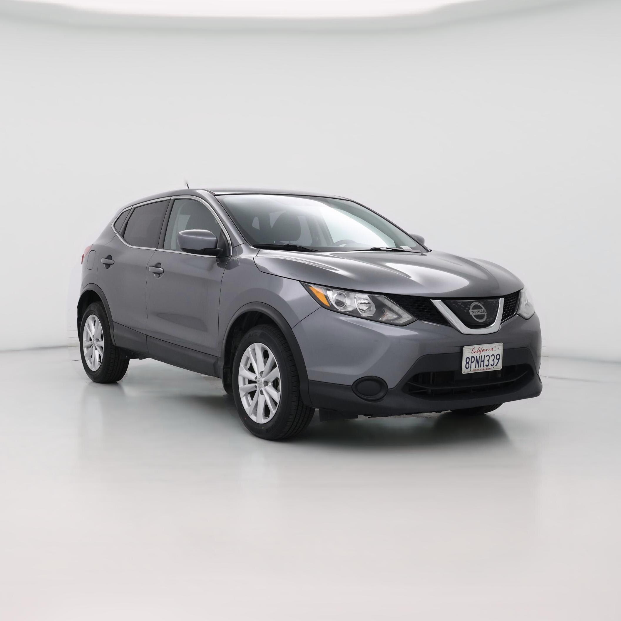 Thumbnail: 2018 Nissan Rogue Sport - 1