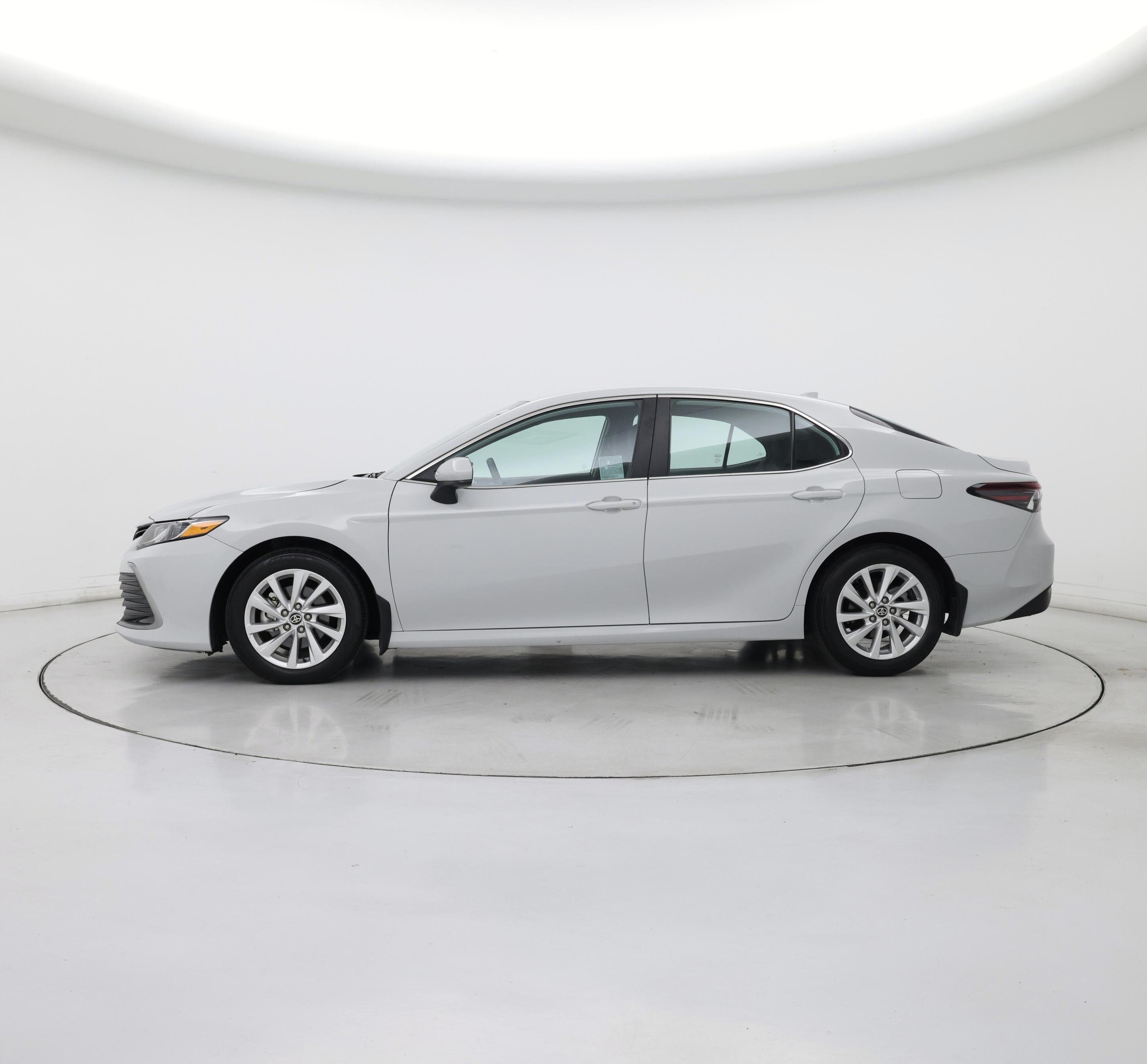 Thumbnail: 2024 Toyota Camry - 3