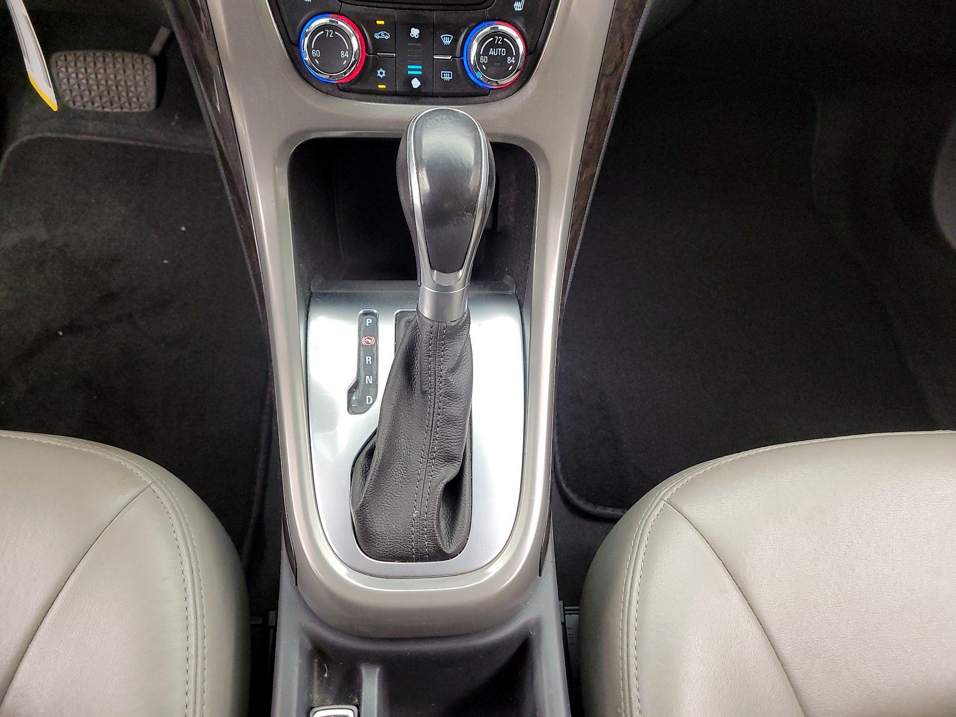 Thumbnail: 2016 Buick Verano - 17