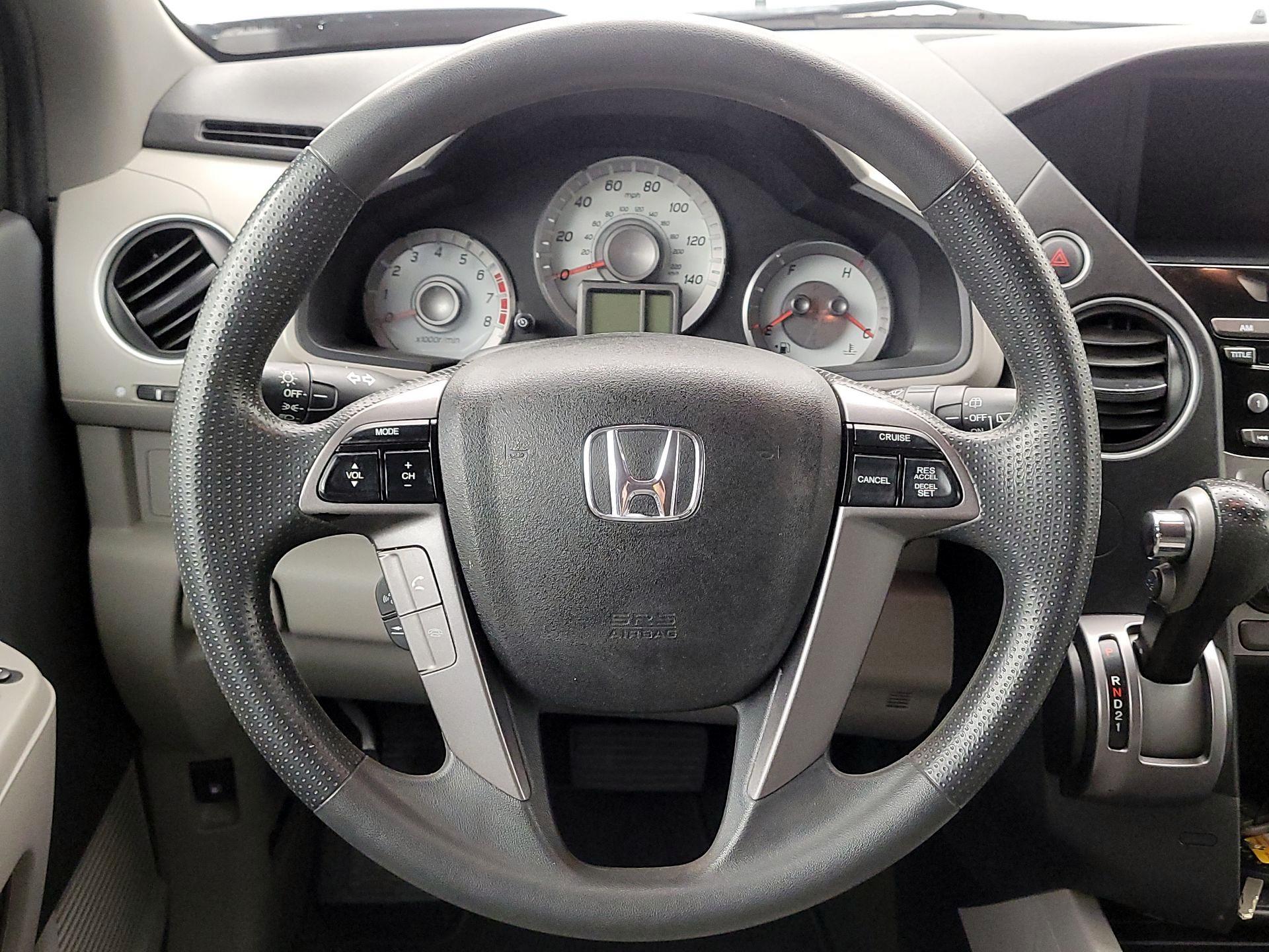 Thumbnail: 2014 Honda Pilot - 10