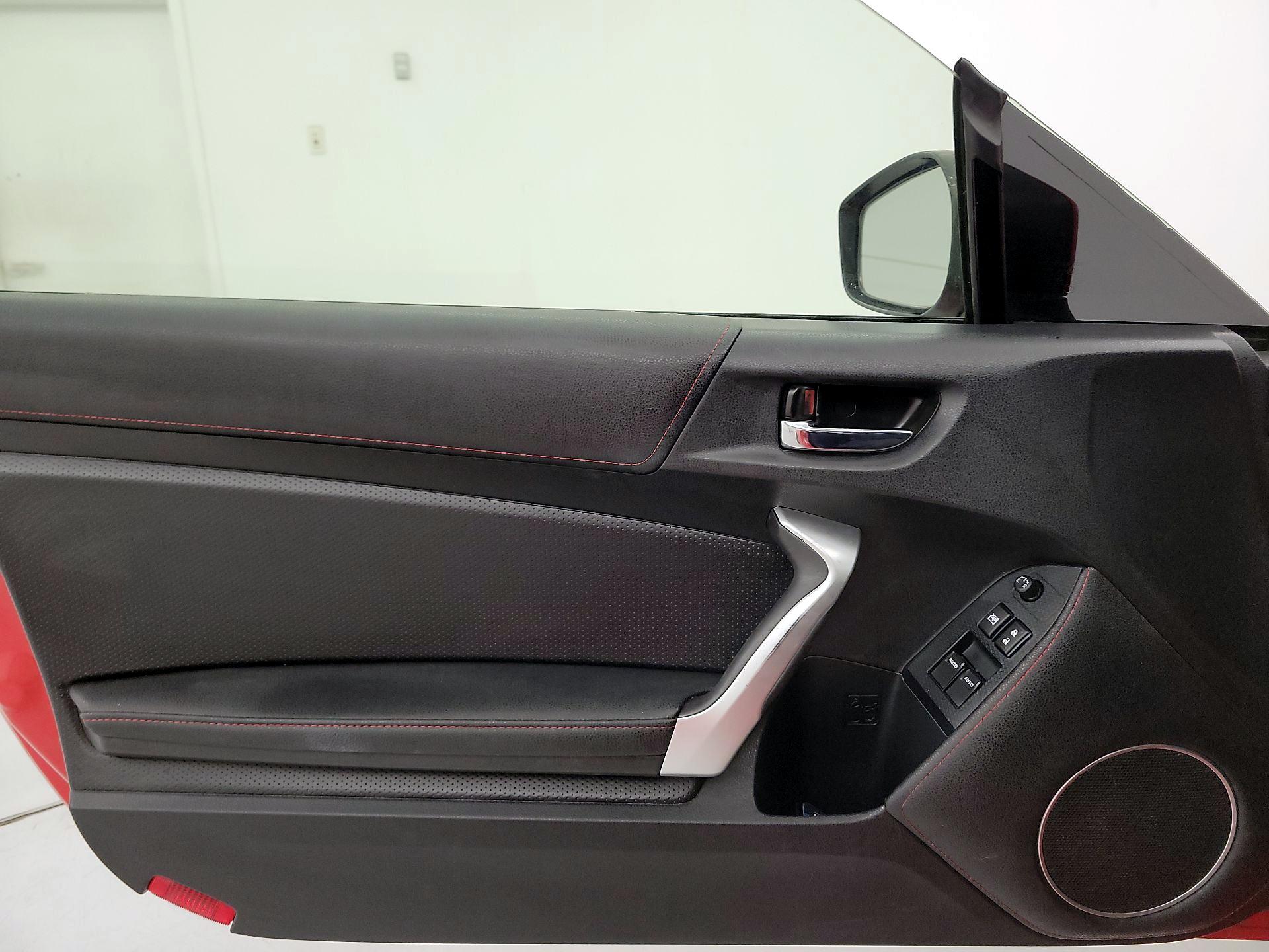 Thumbnail: 2016 Scion FR-S - 12