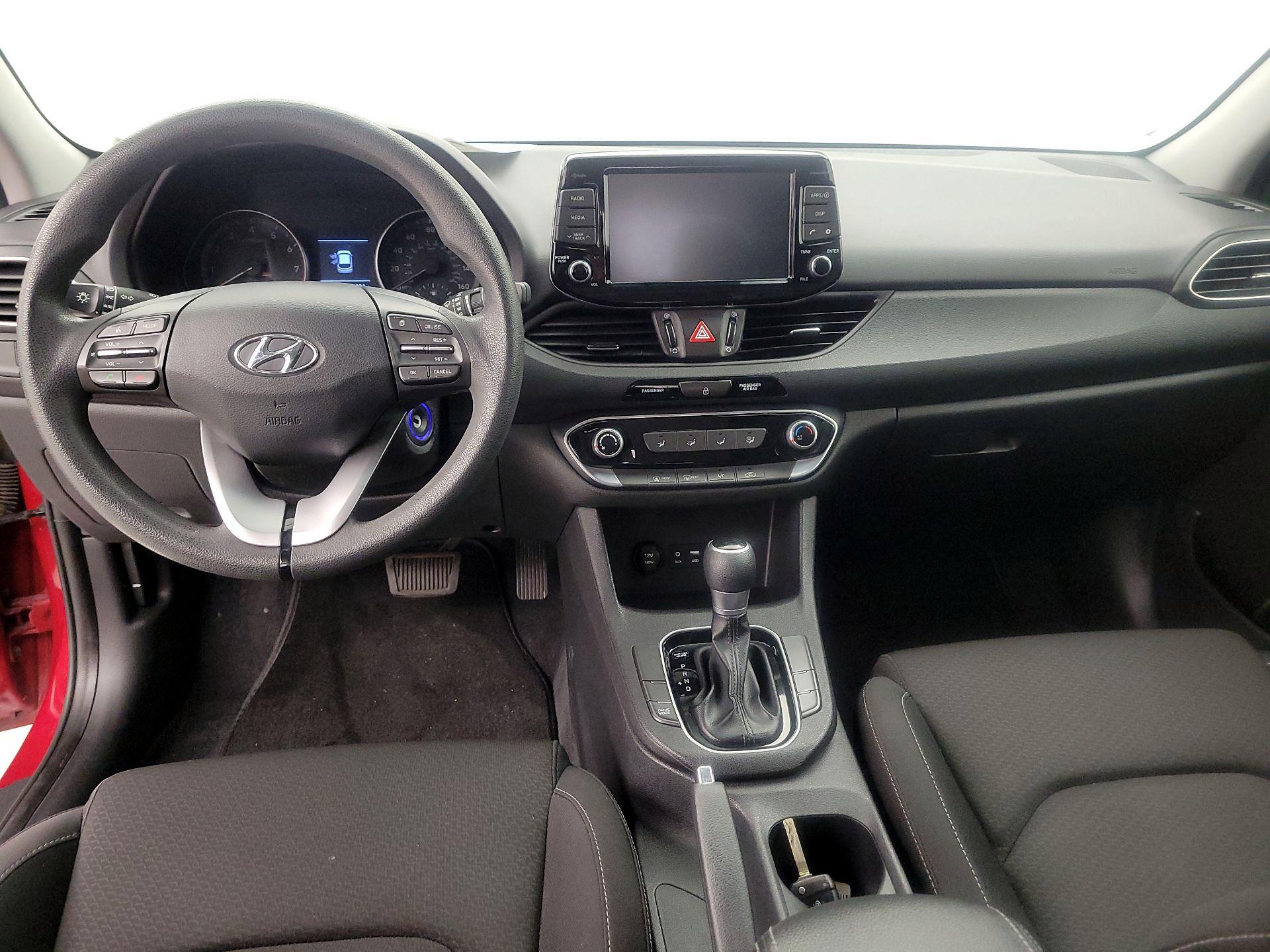 Thumbnail: 2019 Hyundai Elantra - 9