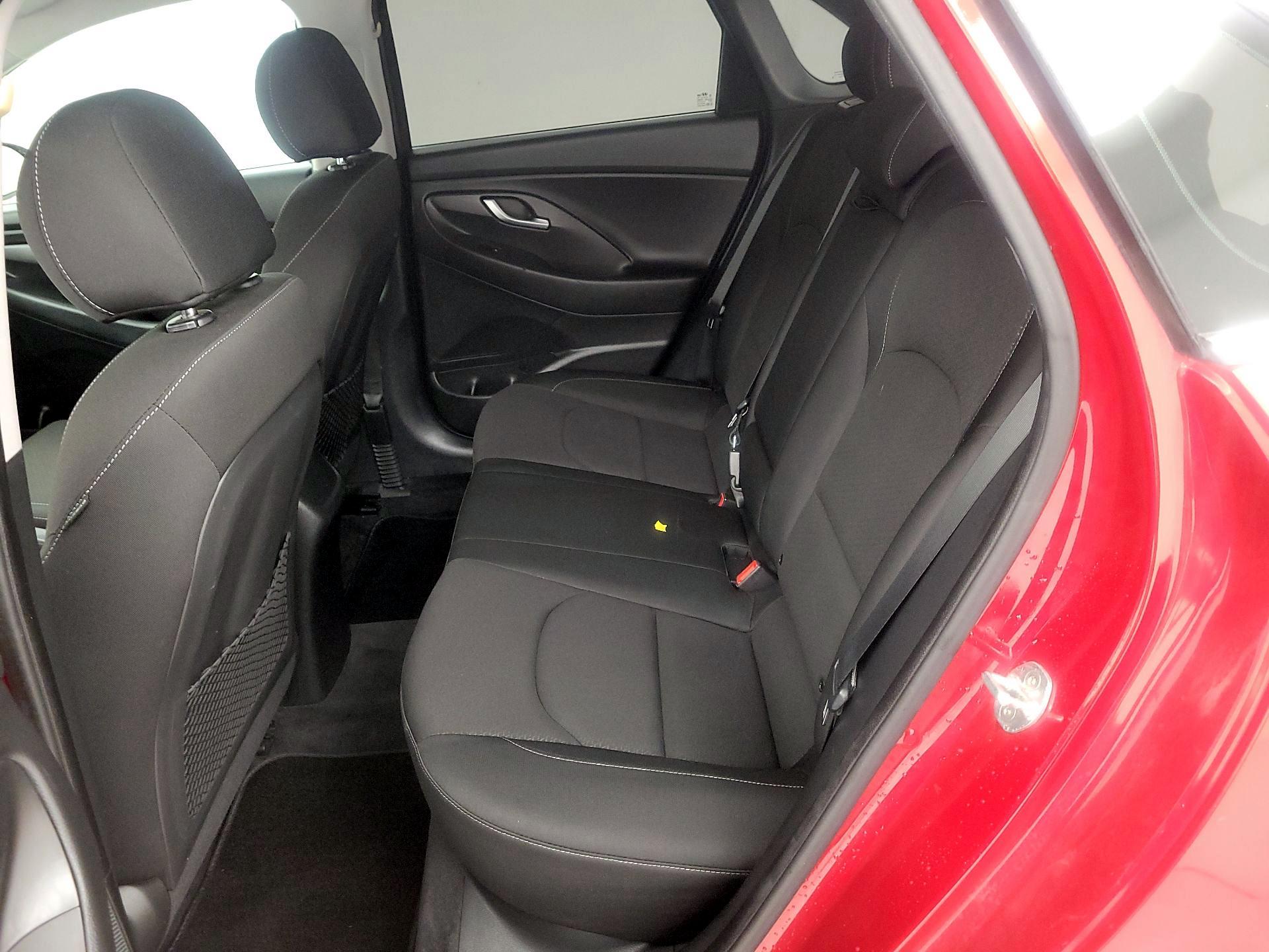 Thumbnail: 2019 Hyundai Elantra - 19