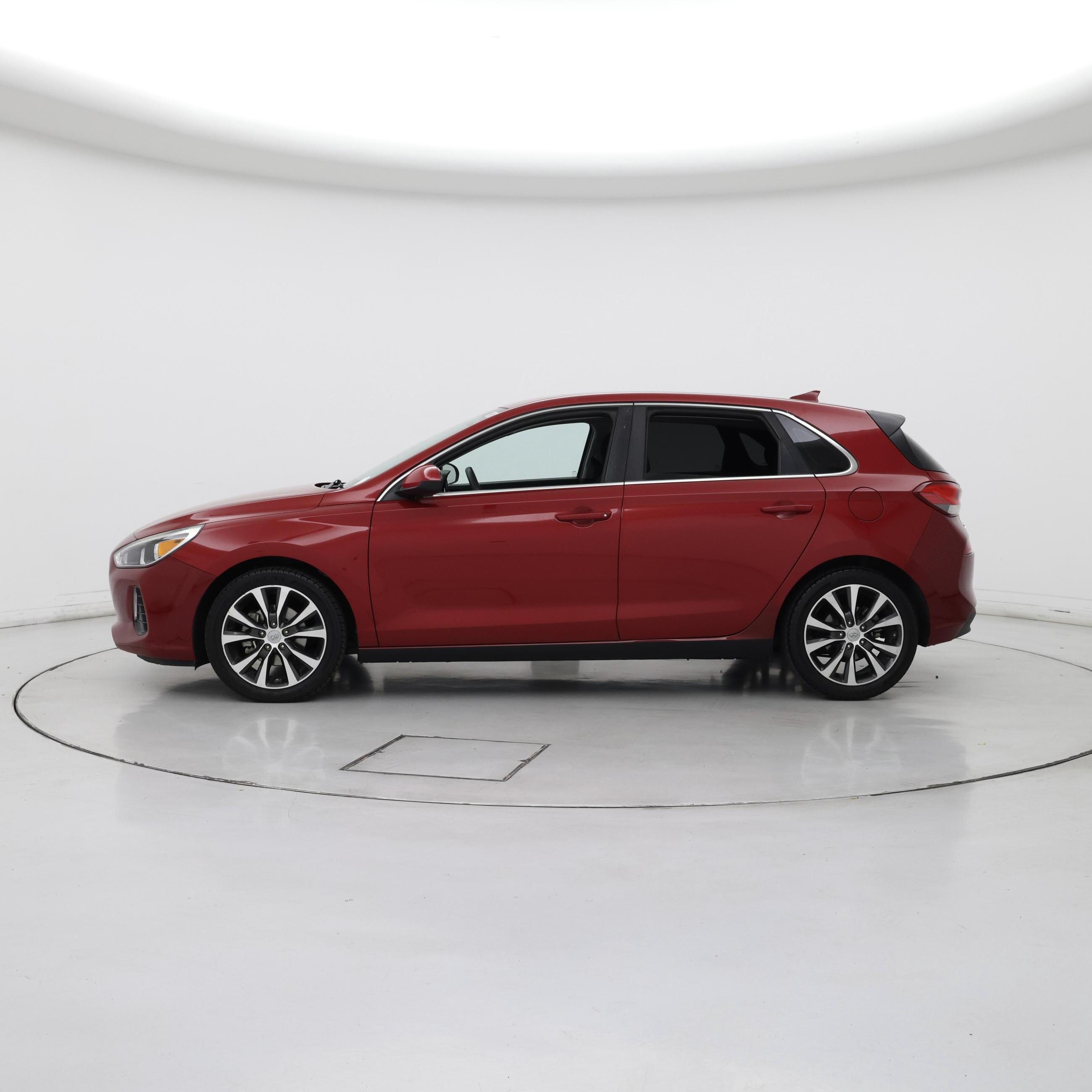 Thumbnail: 2019 Hyundai Elantra - 3