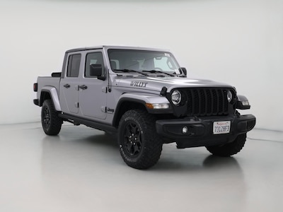 Silver 2021 Jeep Gladiator Willy's