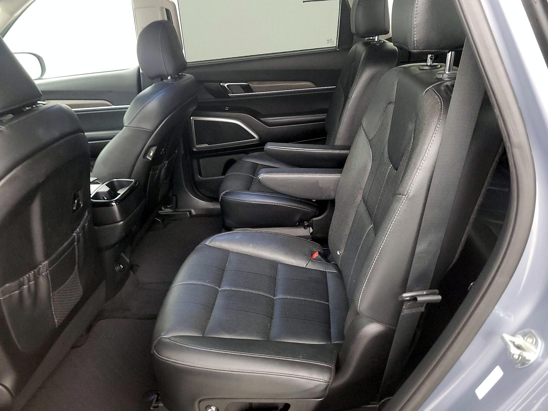 Thumbnail: 2021 Kia Telluride - 20