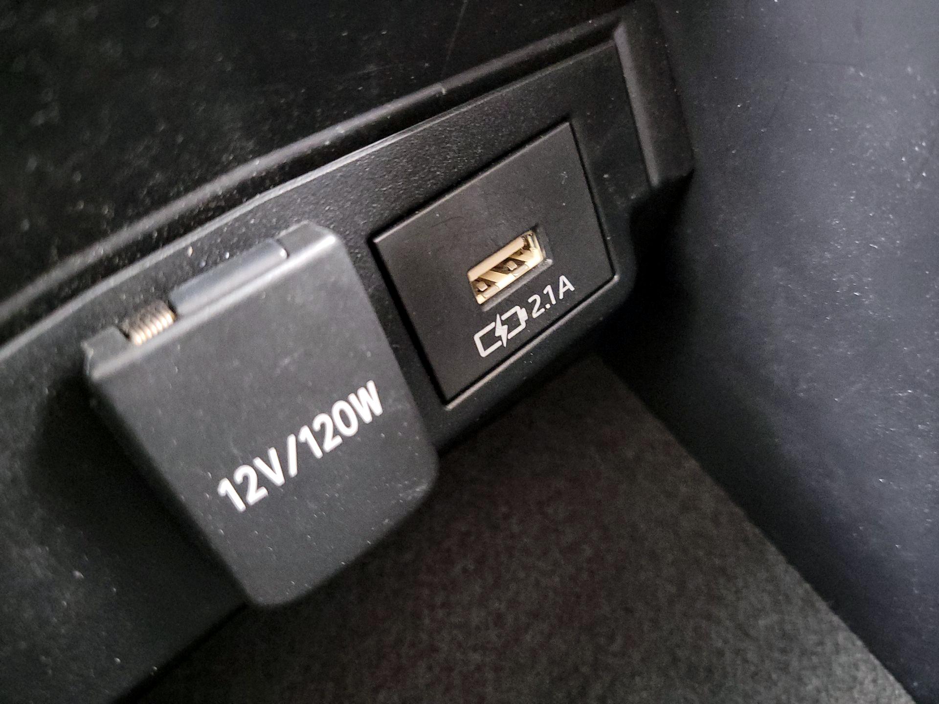 Thumbnail: 2021 Toyota Corolla - 18