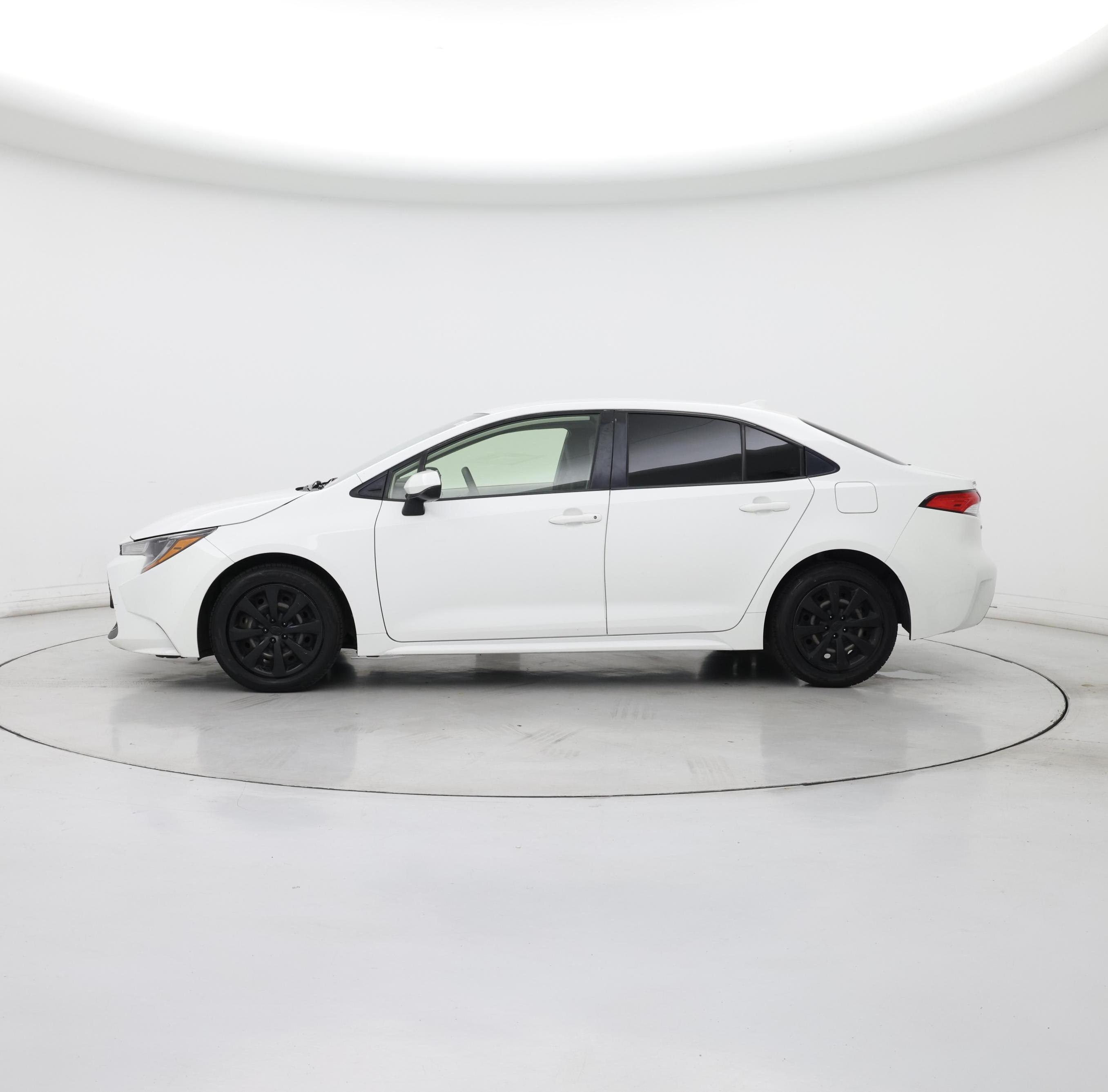 Thumbnail: 2021 Toyota Corolla - 3