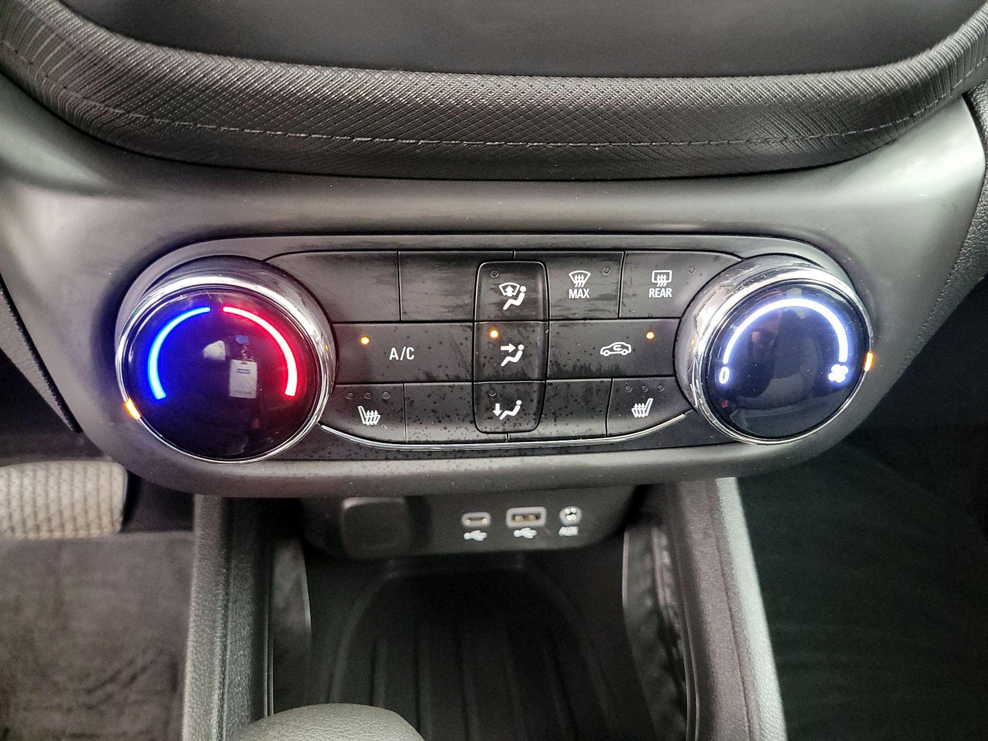 Thumbnail: 2022 Chevrolet TrailBlazer - 16
