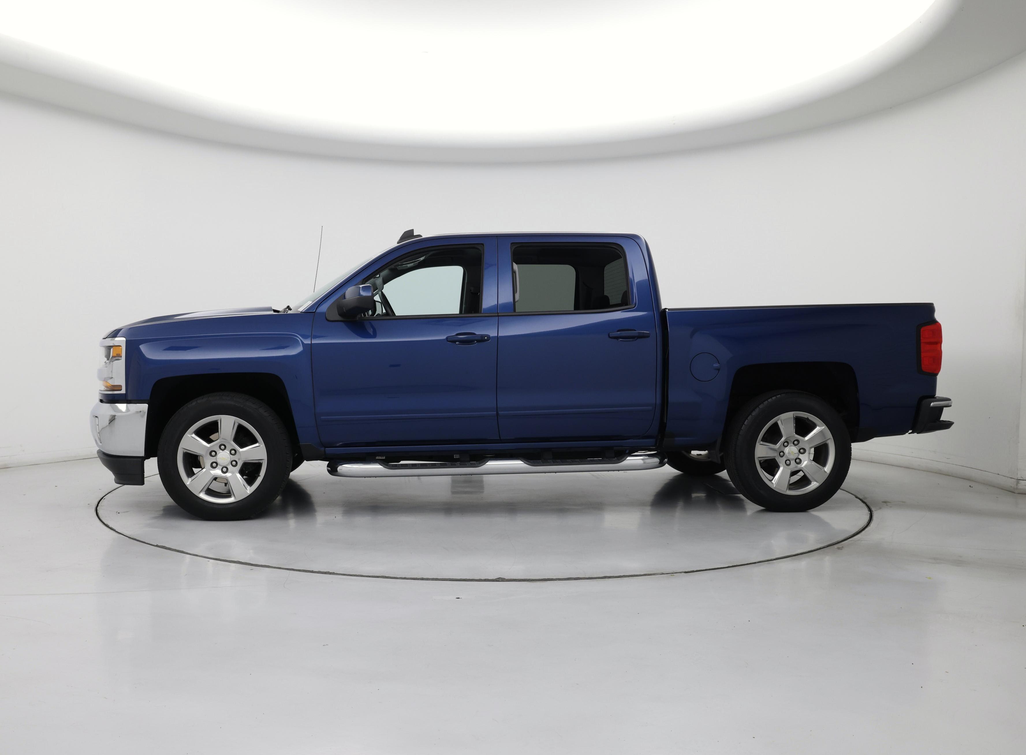 Thumbnail: 2017 Chevrolet Silverado 1500 - 3
