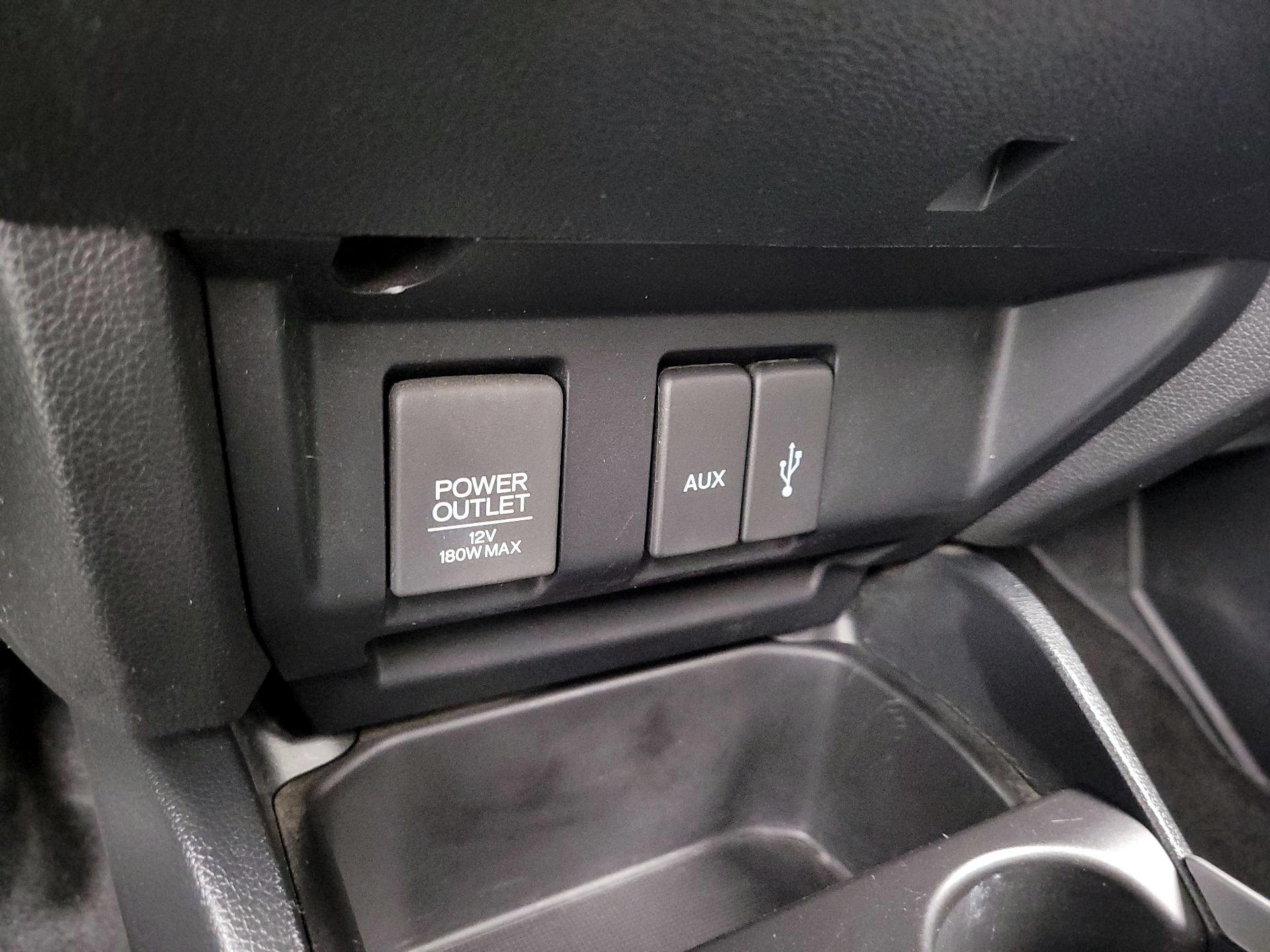 Thumbnail: 2016 Honda Fit - 18