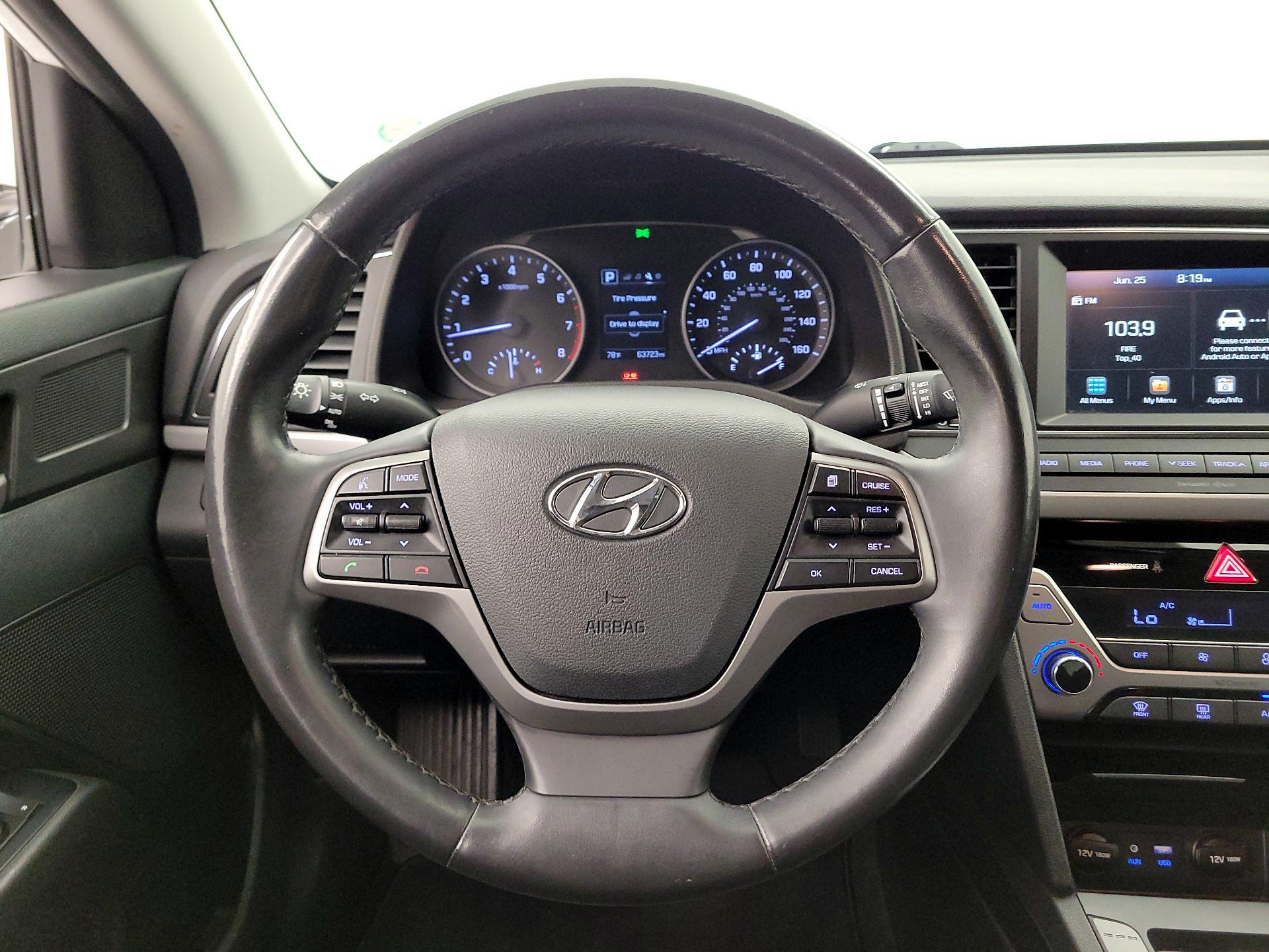Thumbnail: 2018 Hyundai Elantra - 10