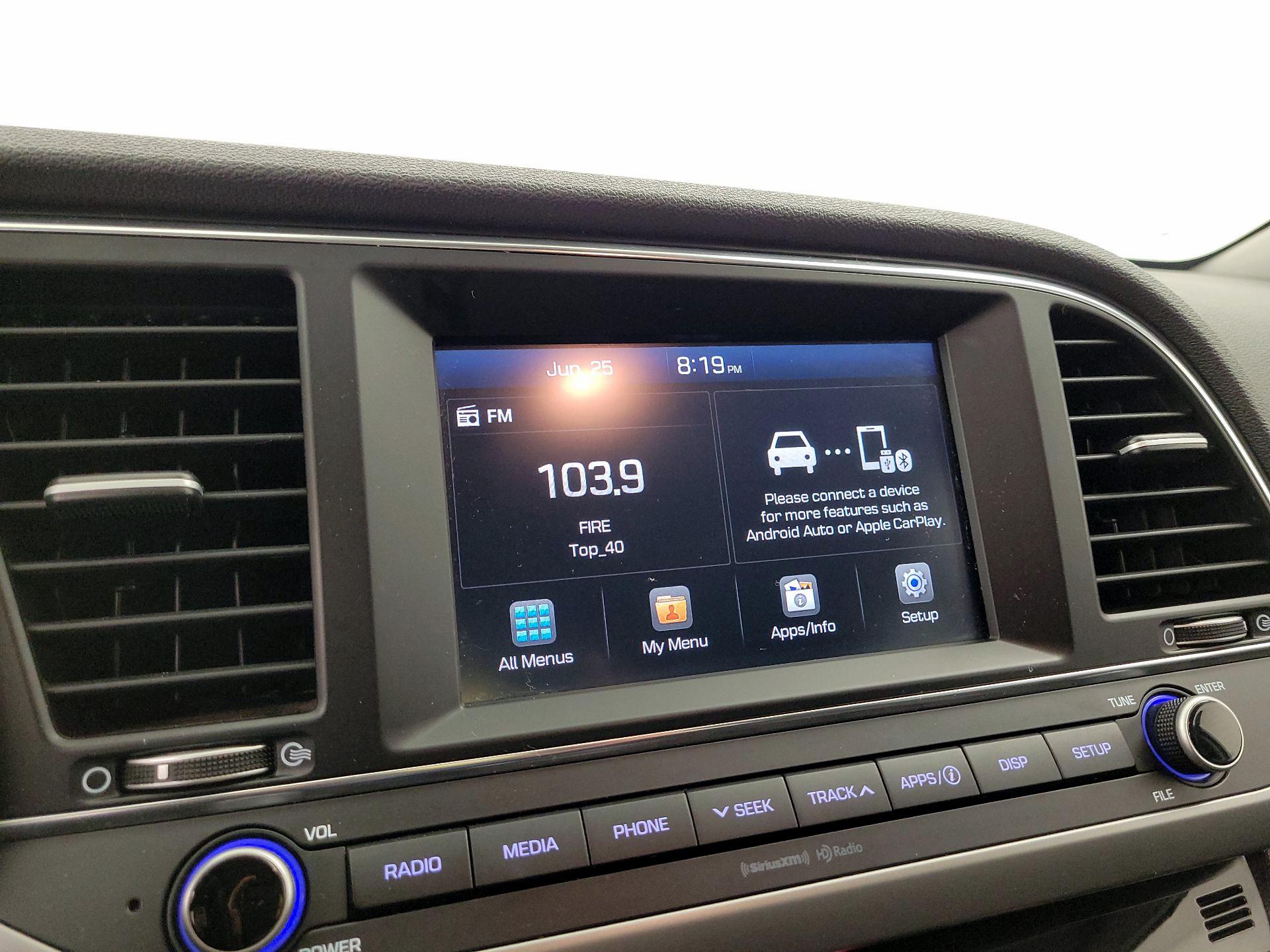 Thumbnail: 2018 Hyundai Elantra - 15