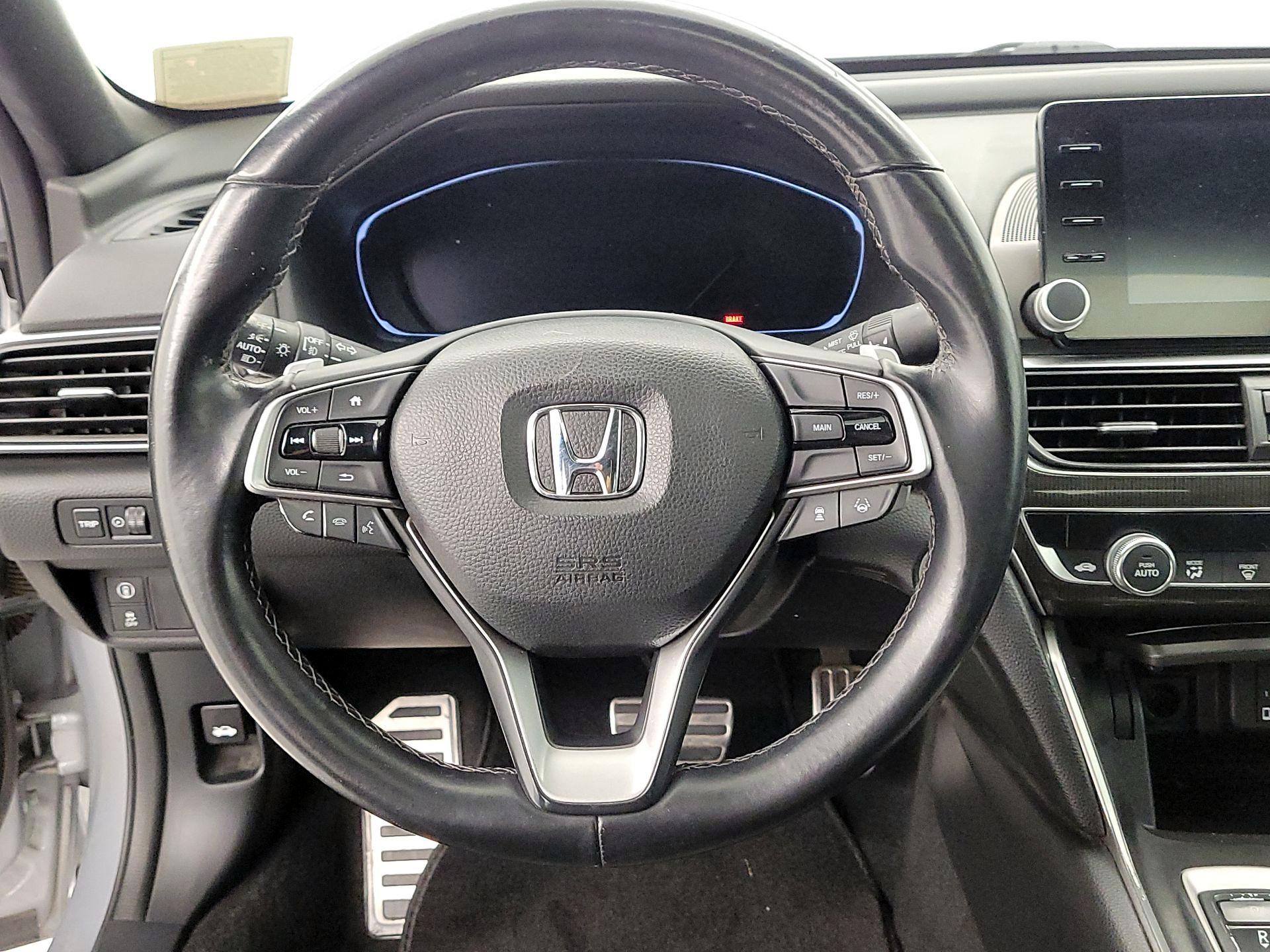 Thumbnail: 2018 Honda Accord - 10