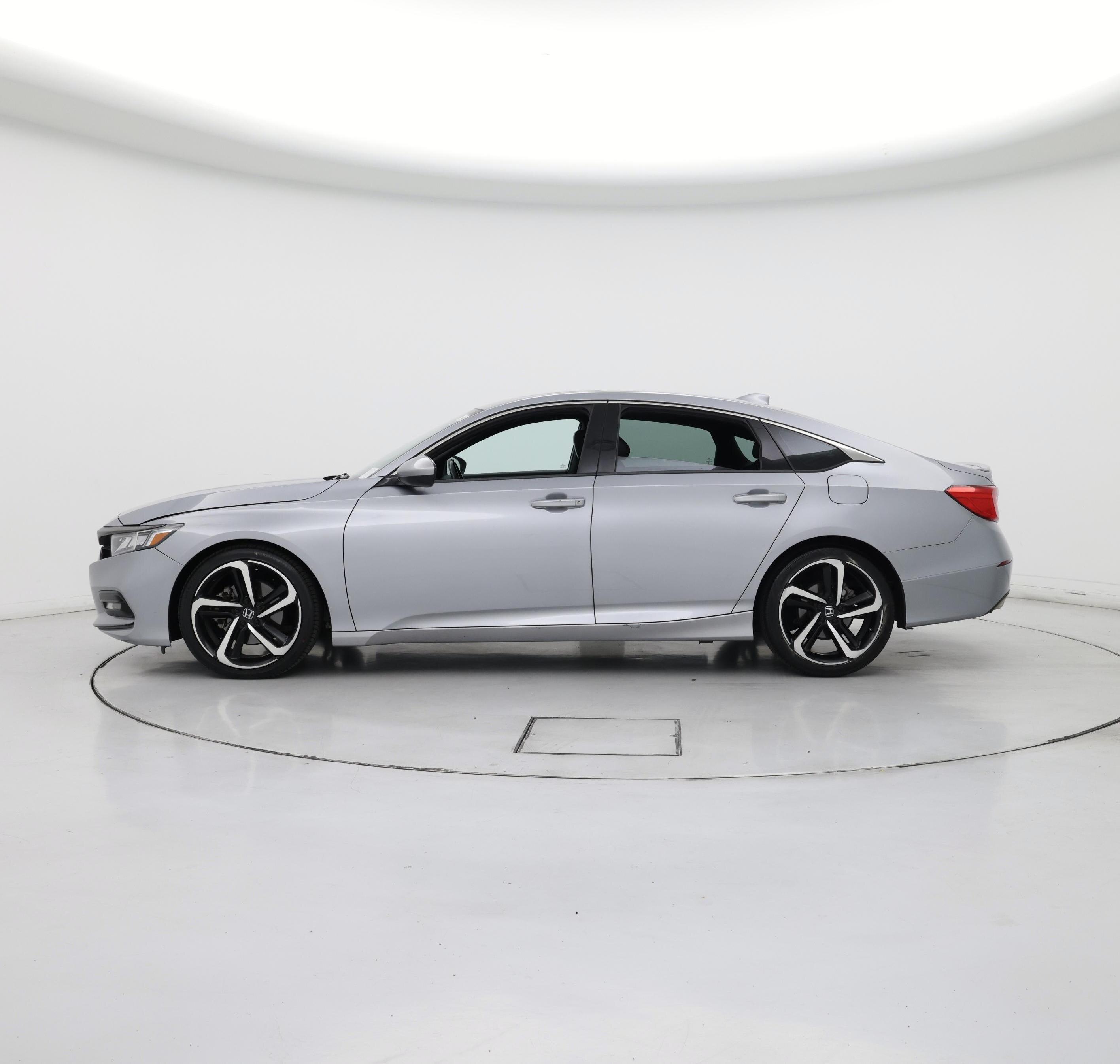Thumbnail: 2018 Honda Accord - 3