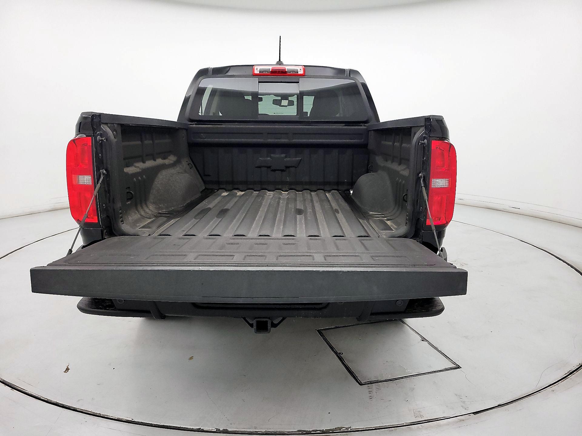 Thumbnail: 2019 Chevrolet Colorado - 20