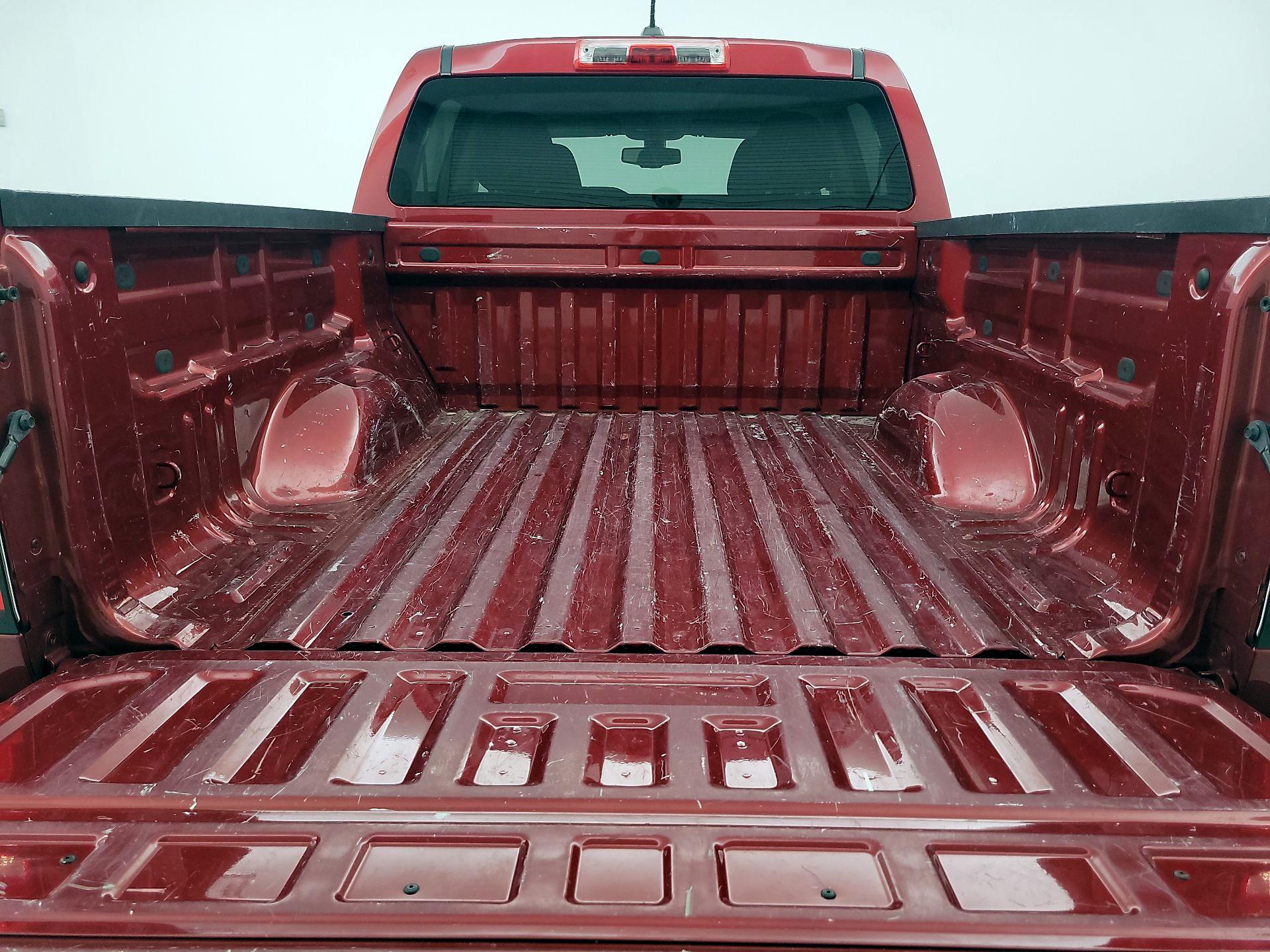Thumbnail: 2022 Chevrolet Colorado - 20