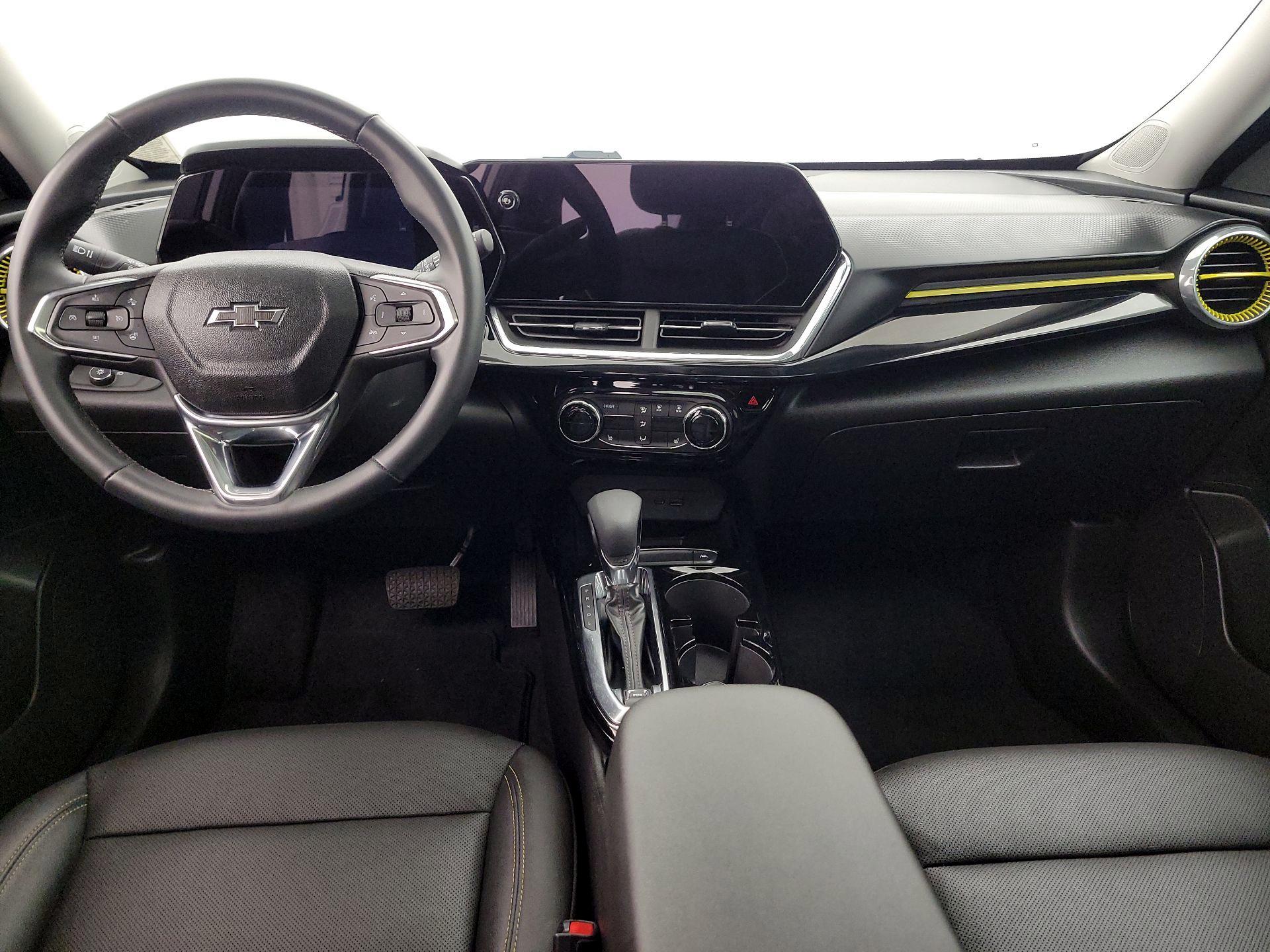 Thumbnail: 2024 Chevrolet Trax - 9
