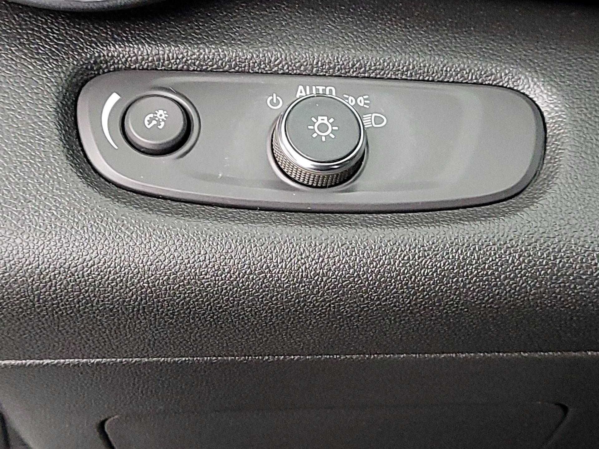 Thumbnail: 2024 Chevrolet Trax - 13