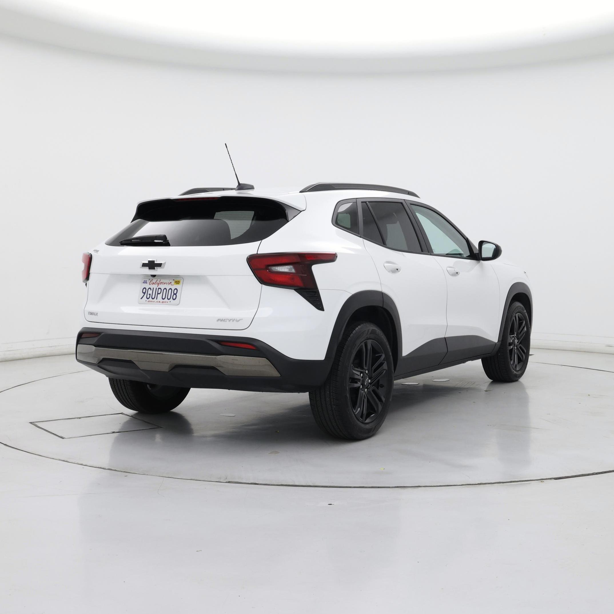 Thumbnail: 2024 Chevrolet Trax - 8