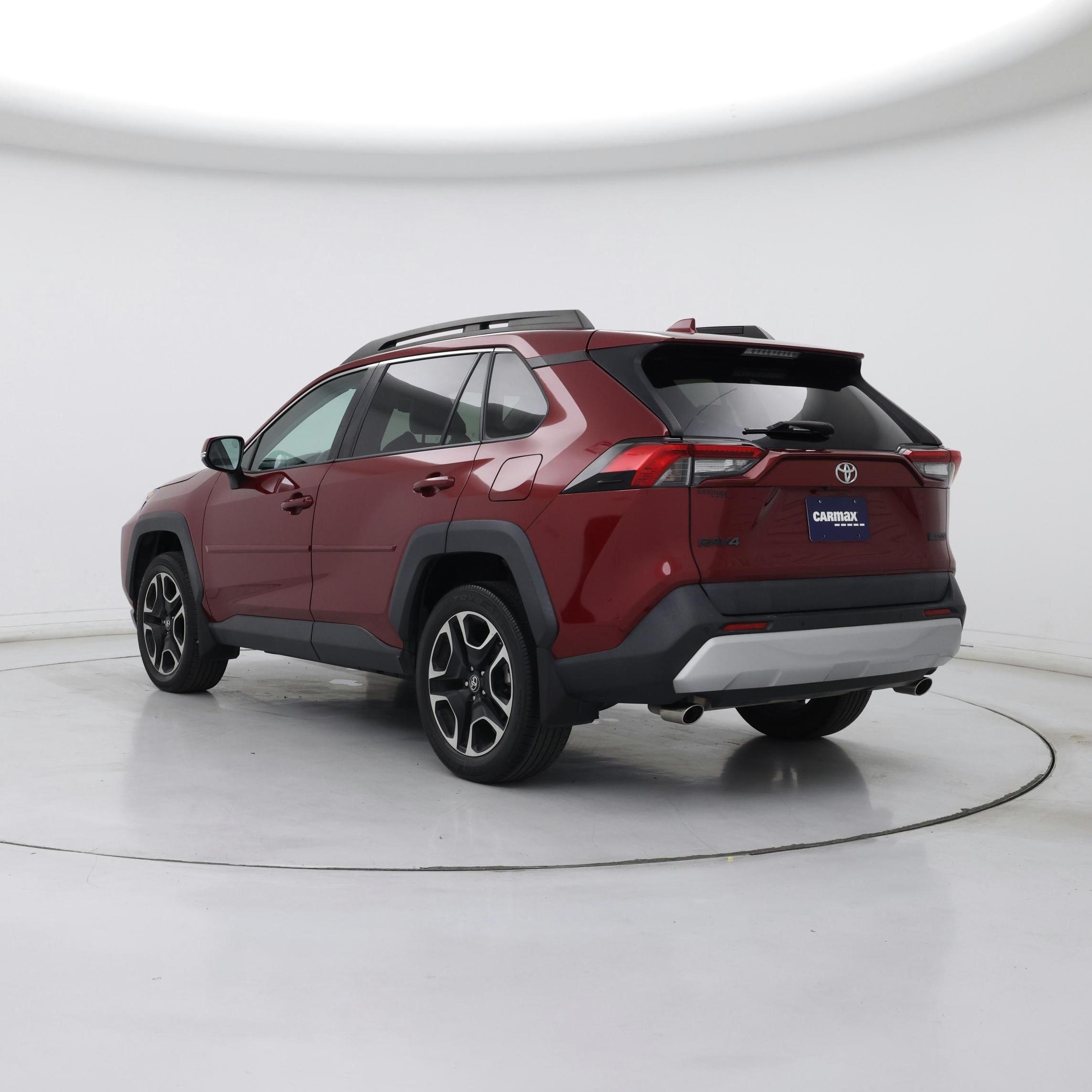Thumbnail: 2019 Toyota RAV4 - 2