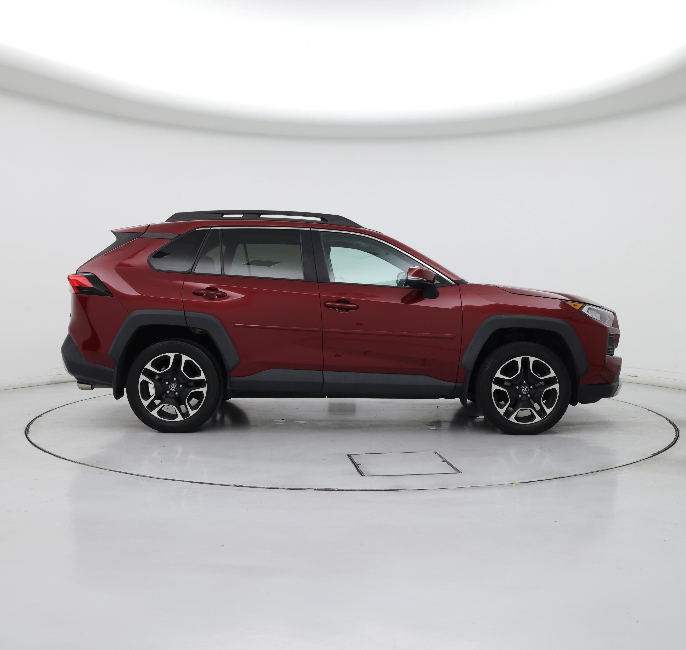 Thumbnail: 2019 Toyota RAV4 - 7