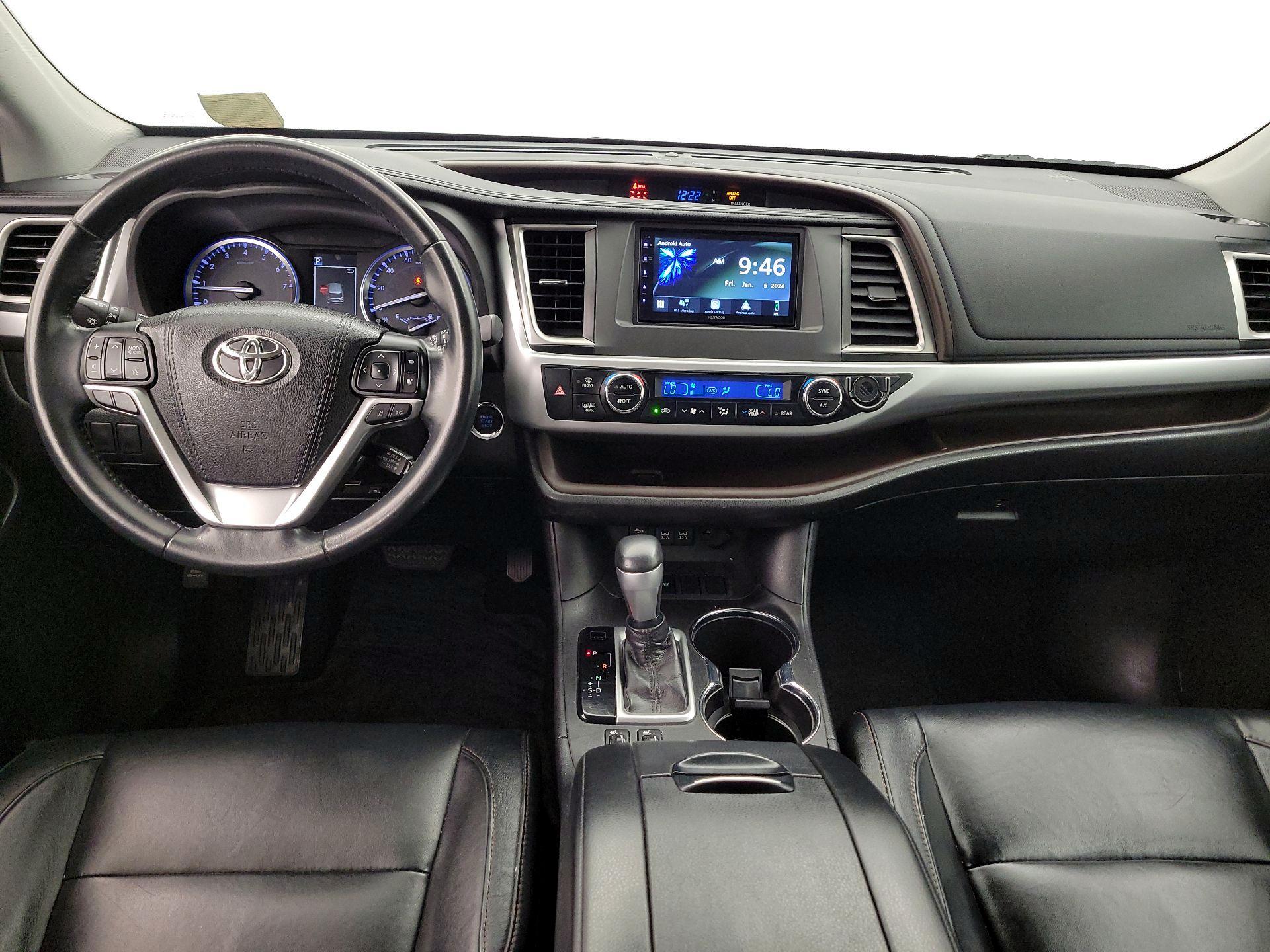 Thumbnail: 2018 Toyota Highlander - 9