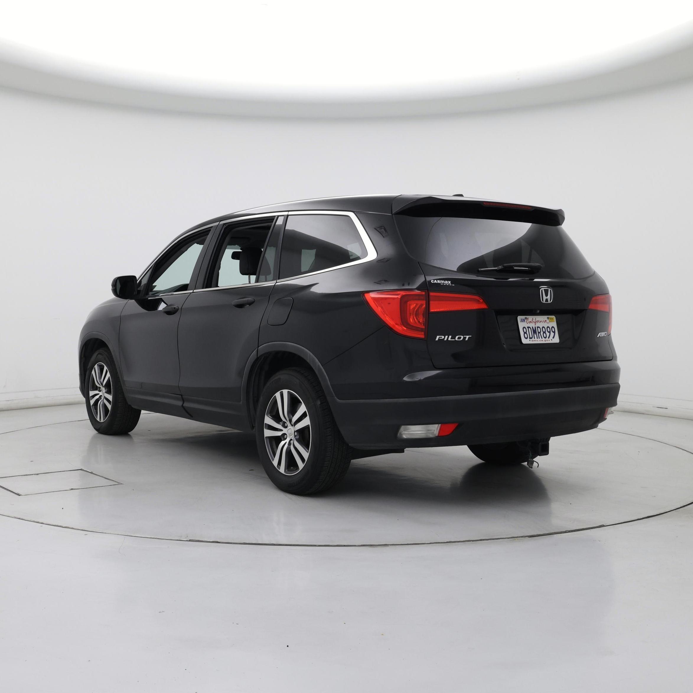 Thumbnail: 2016 Honda Pilot - 2