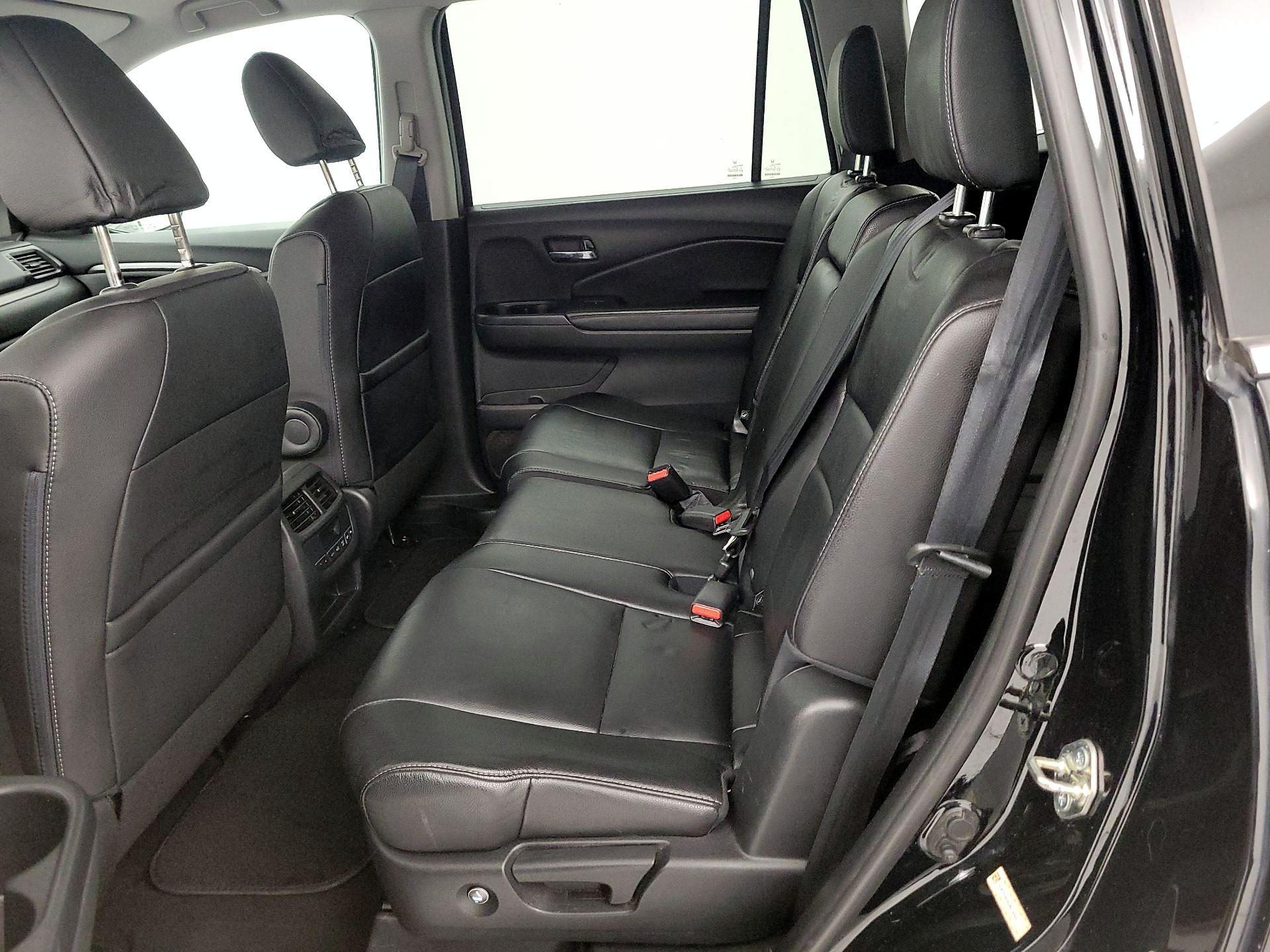 Thumbnail: 2016 Honda Pilot - 20