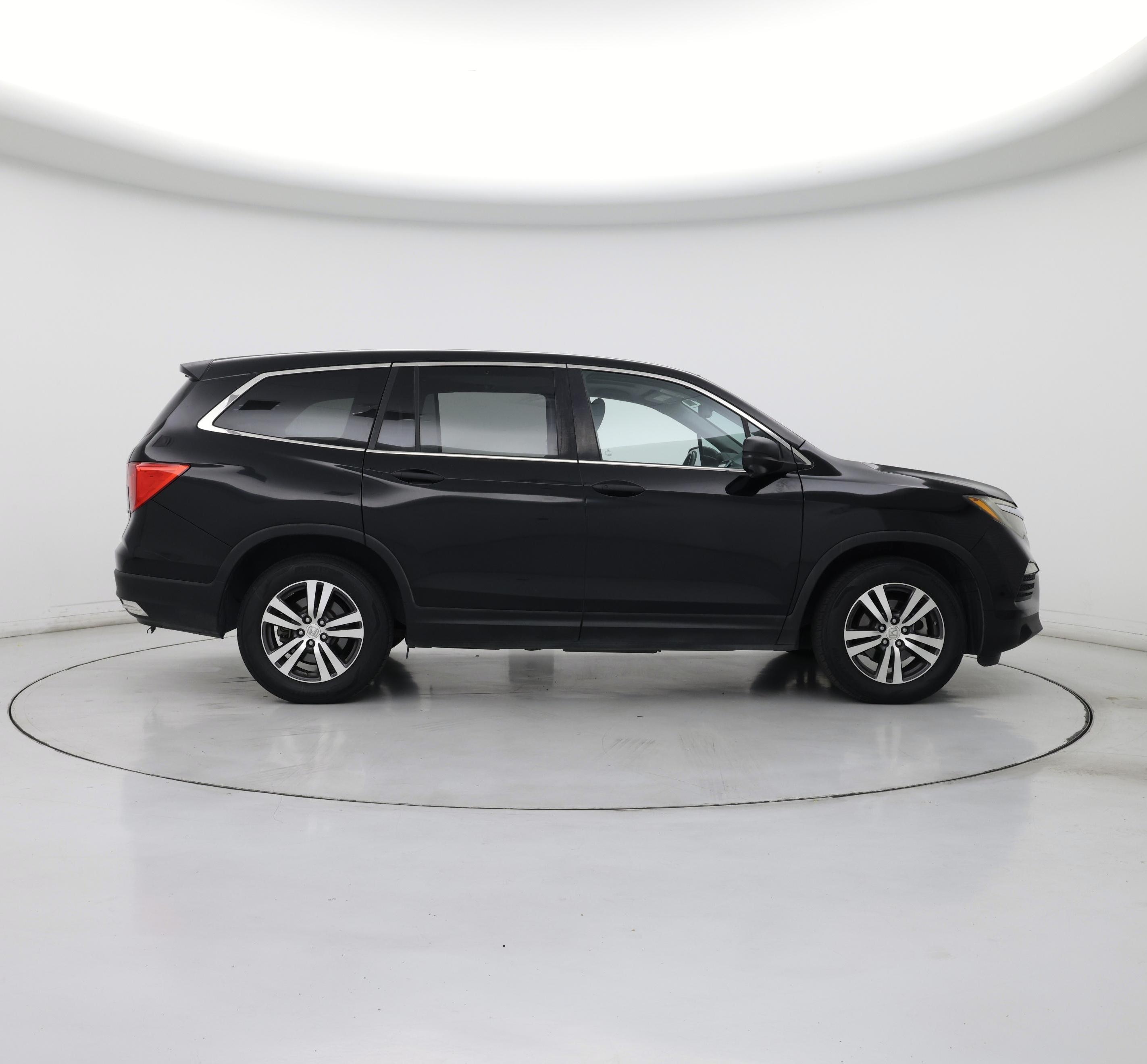 Thumbnail: 2016 Honda Pilot - 7