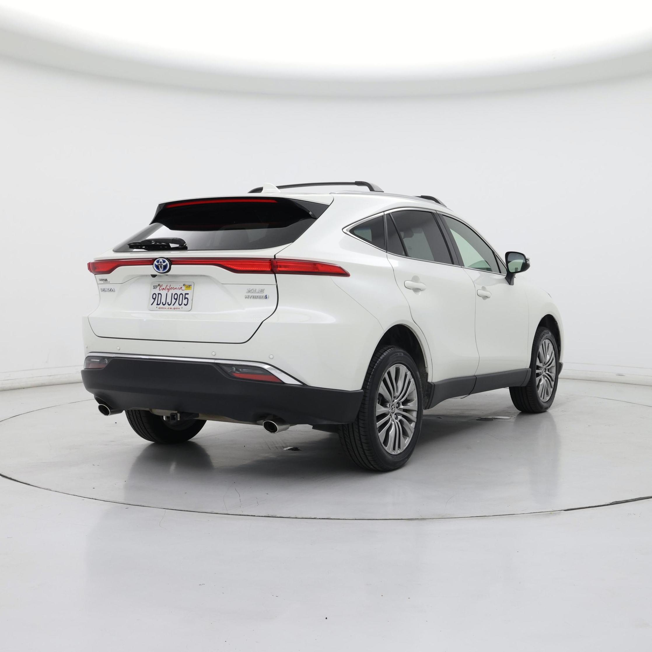 Thumbnail: 2022 Toyota Venza - 8
