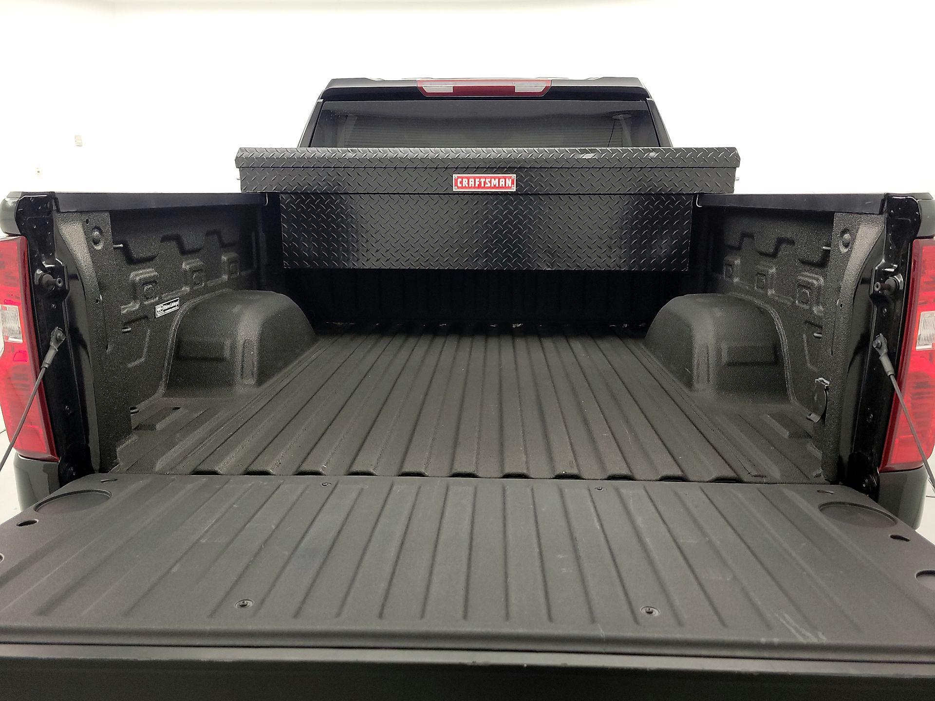 Thumbnail: 2025 Chevrolet Silverado 1500 - 20