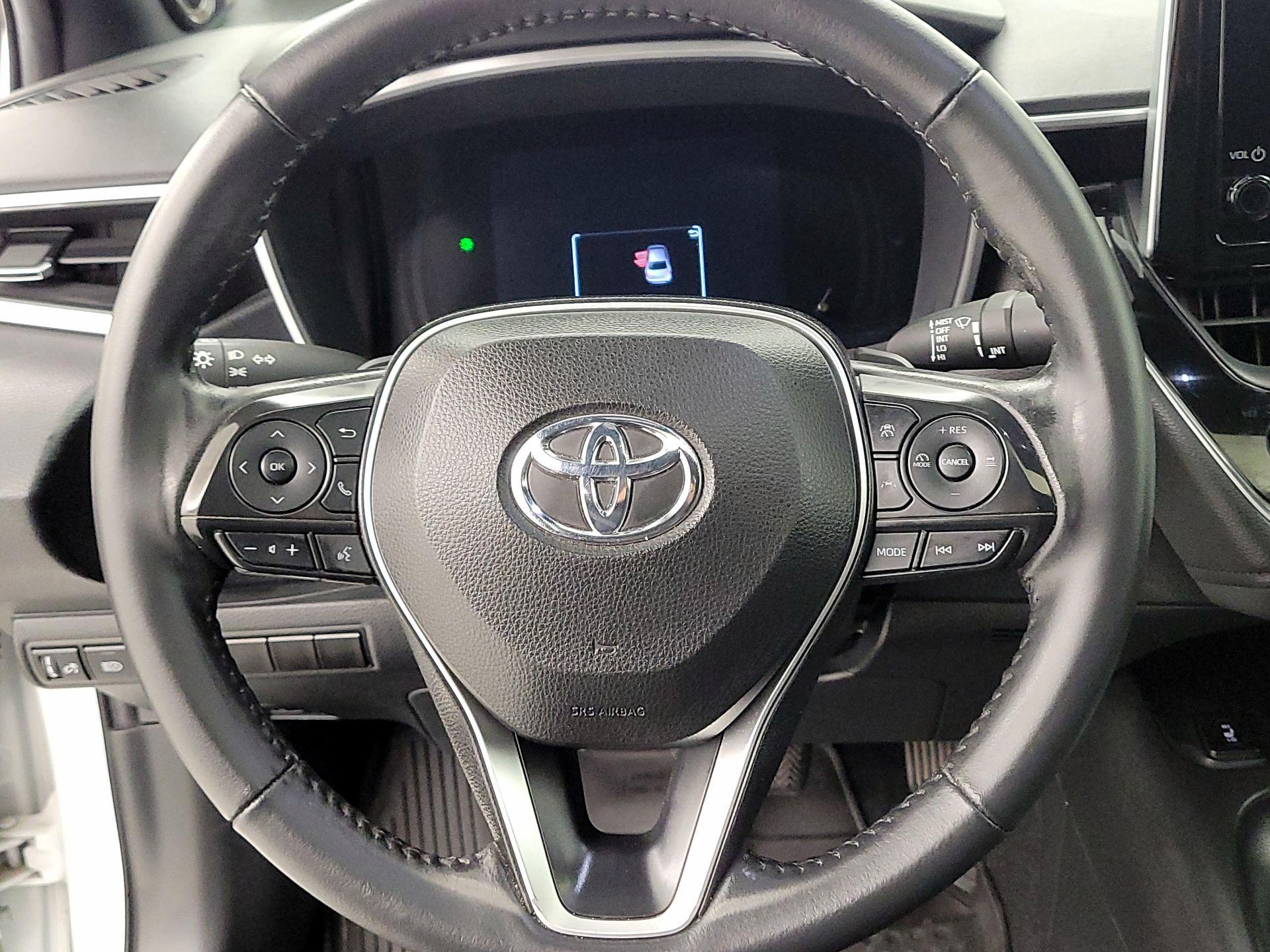Thumbnail: 2023 Toyota Corolla - 10