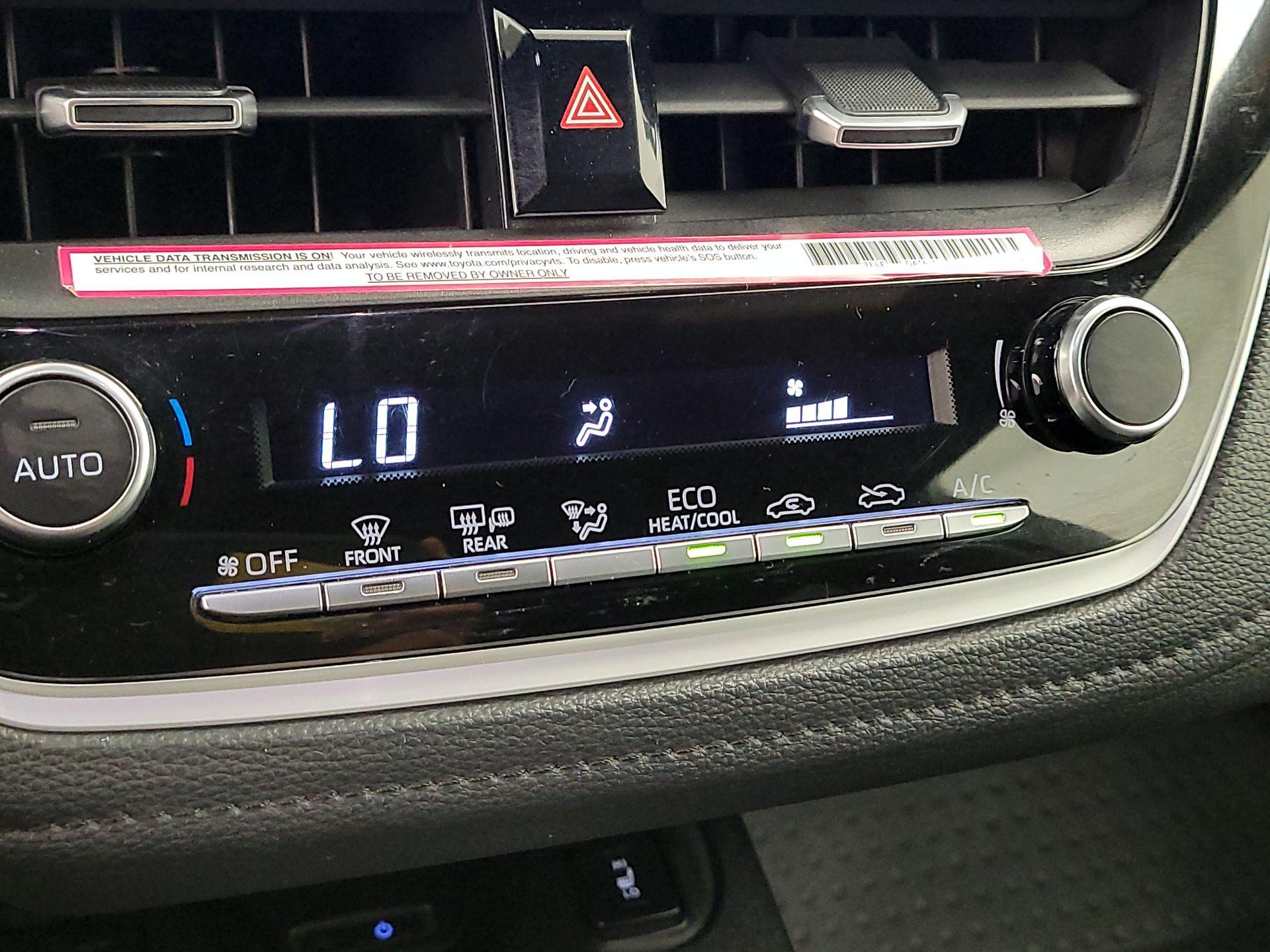 Thumbnail: 2023 Toyota Corolla - 17
