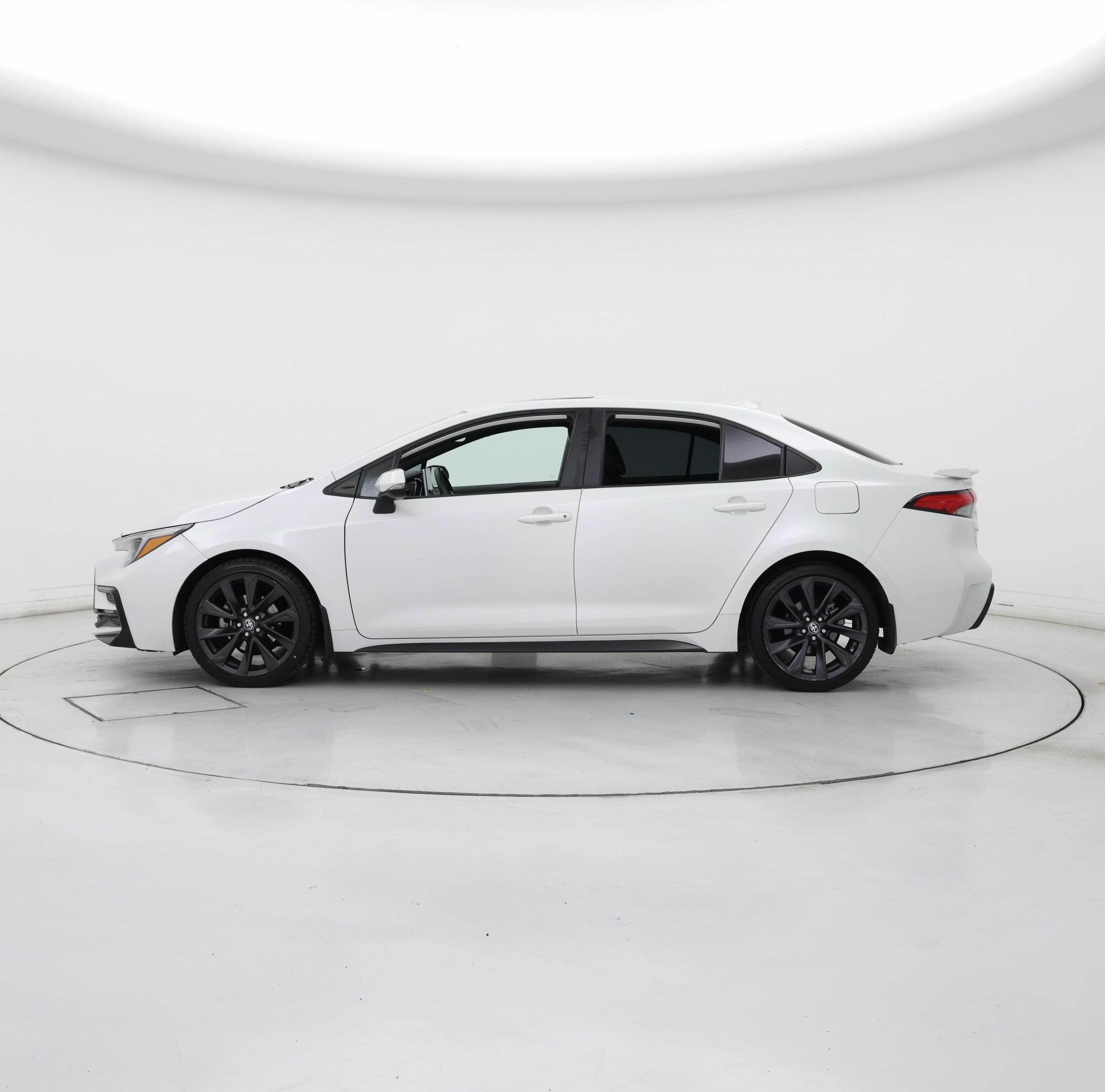 Thumbnail: 2023 Toyota Corolla - 3