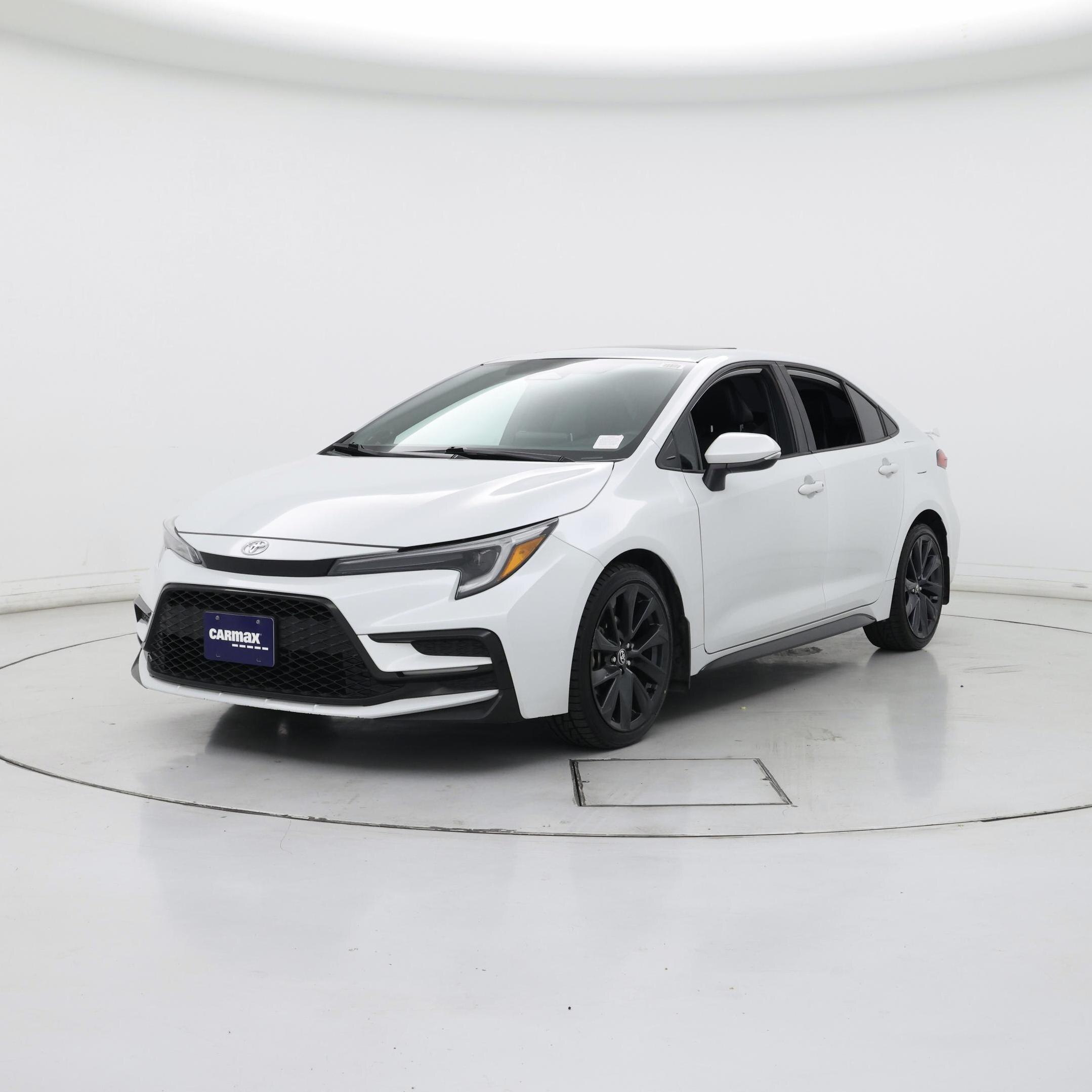 Thumbnail: 2023 Toyota Corolla - 4