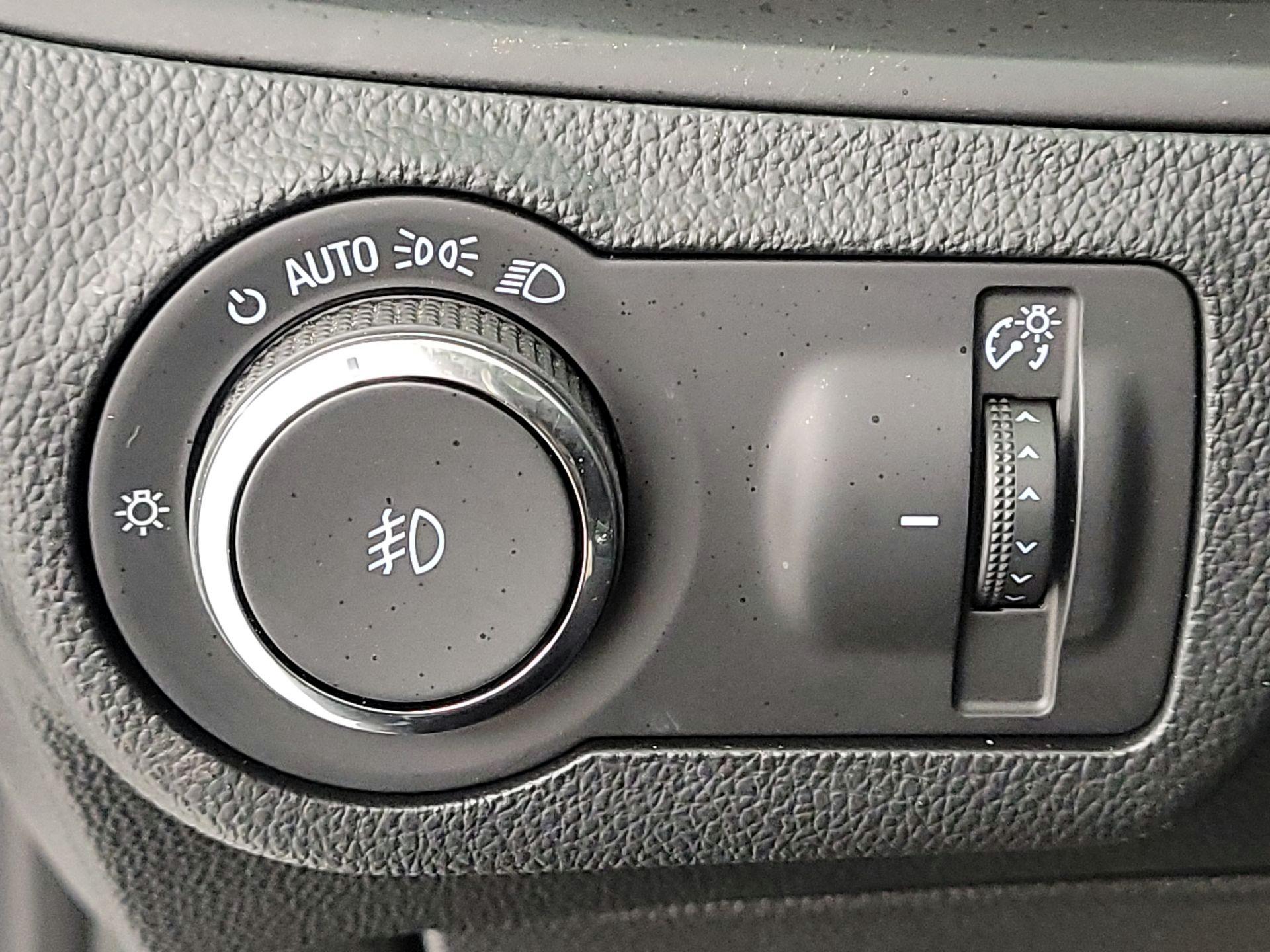 Thumbnail: 2017 Buick Envision - 13