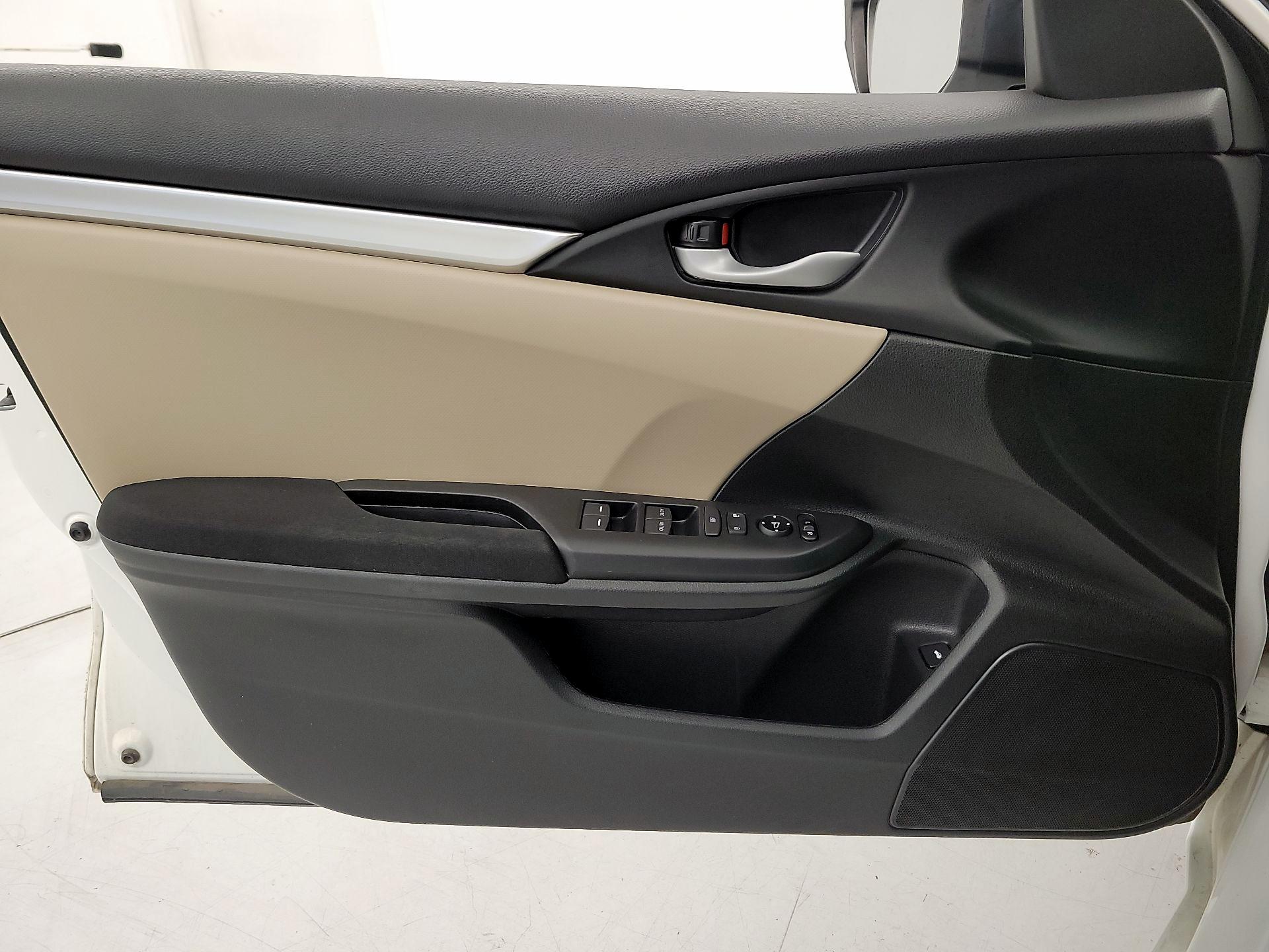 Thumbnail: 2018 Honda Civic - 12