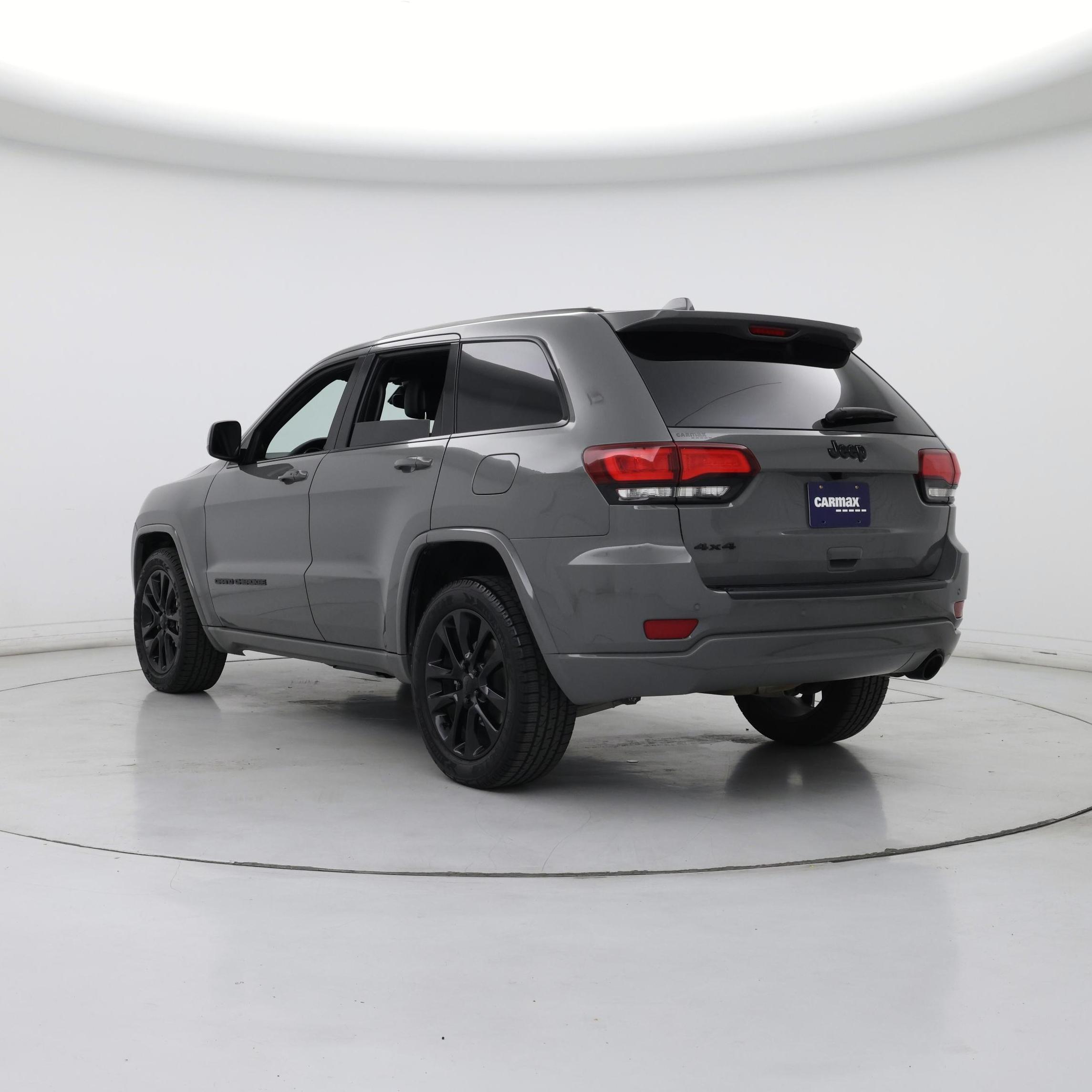 Thumbnail: 2020 Jeep Grand Cherokee - 2