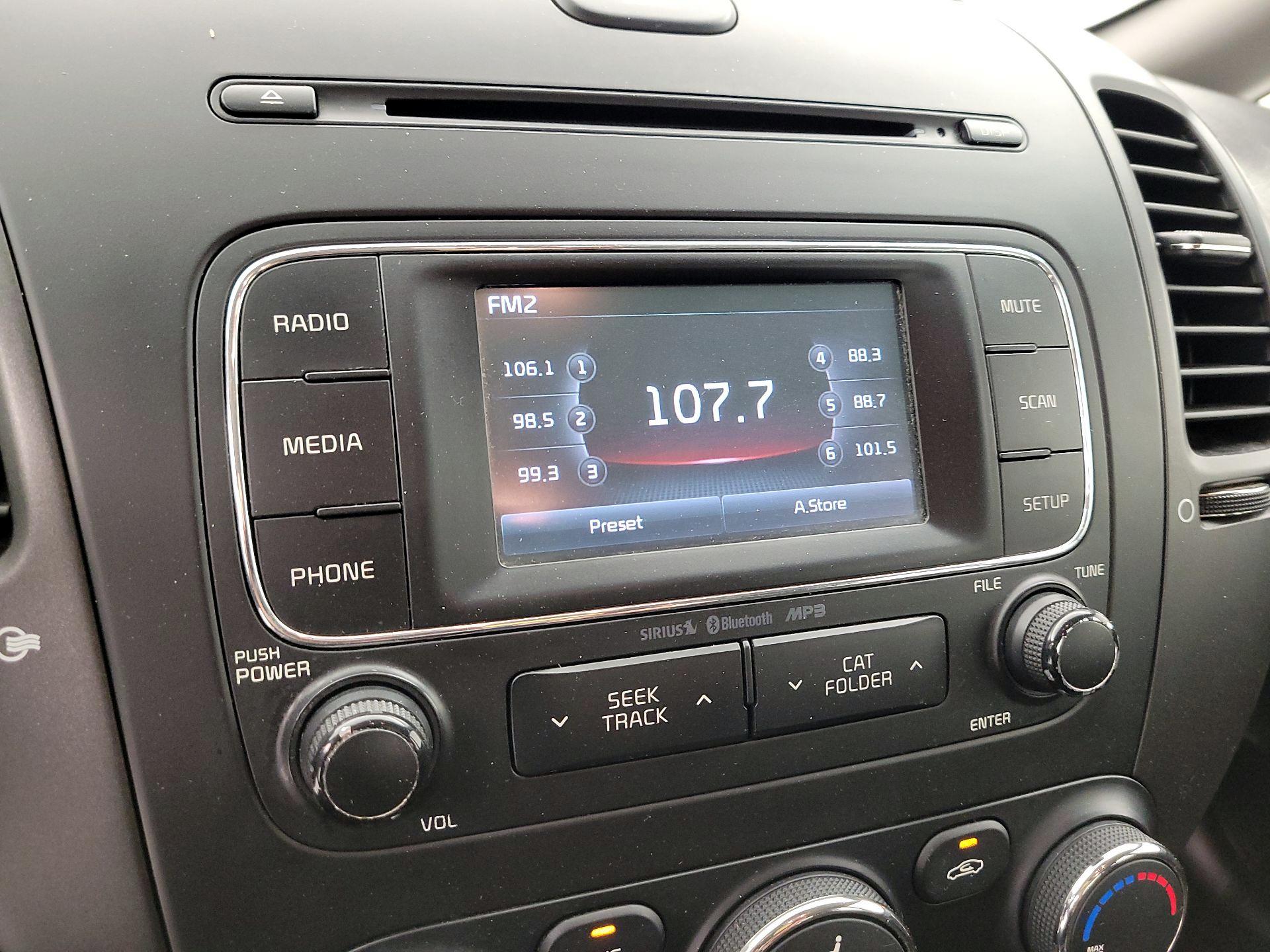 Thumbnail: 2016 Kia Forte - 15