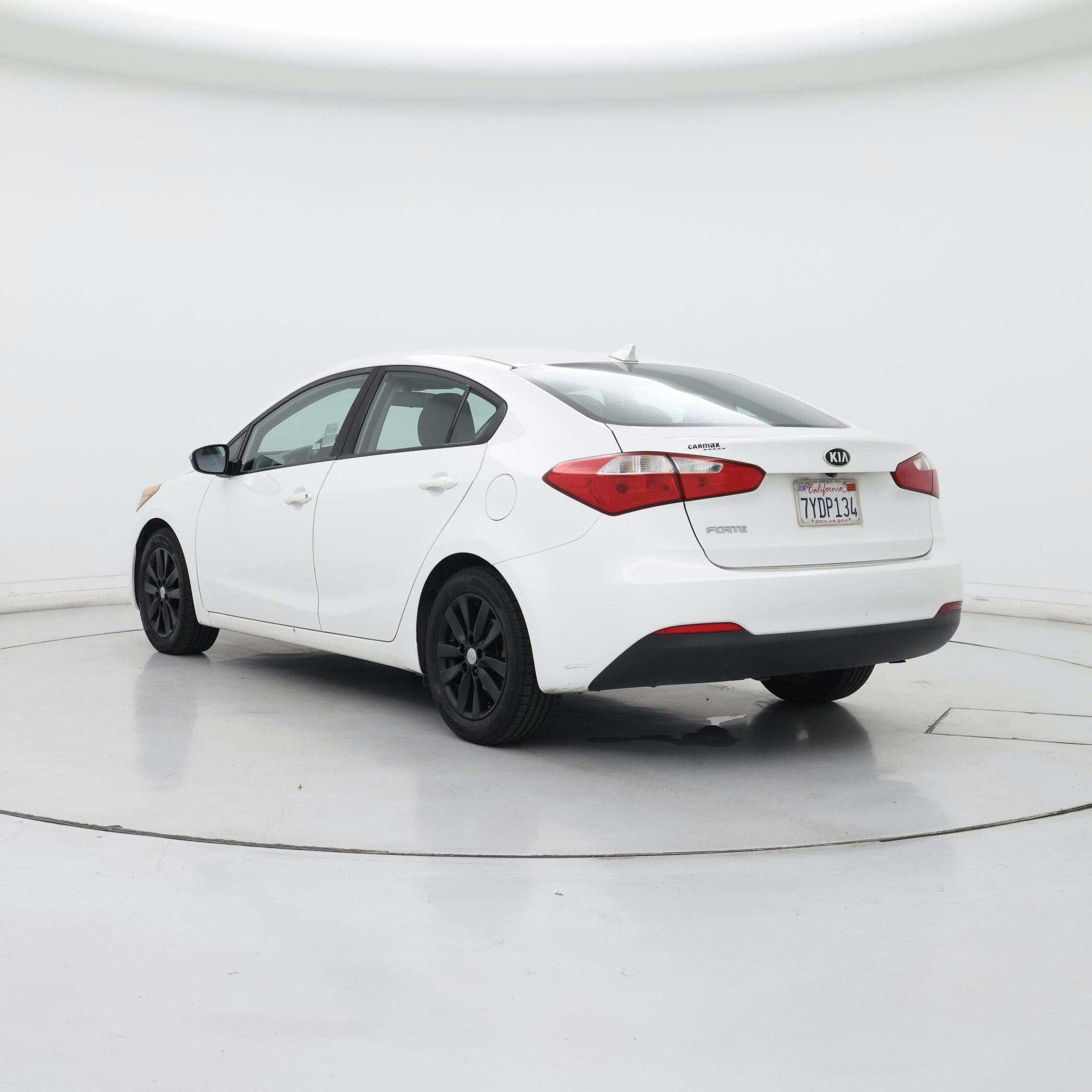 Thumbnail: 2016 Kia Forte - 2
