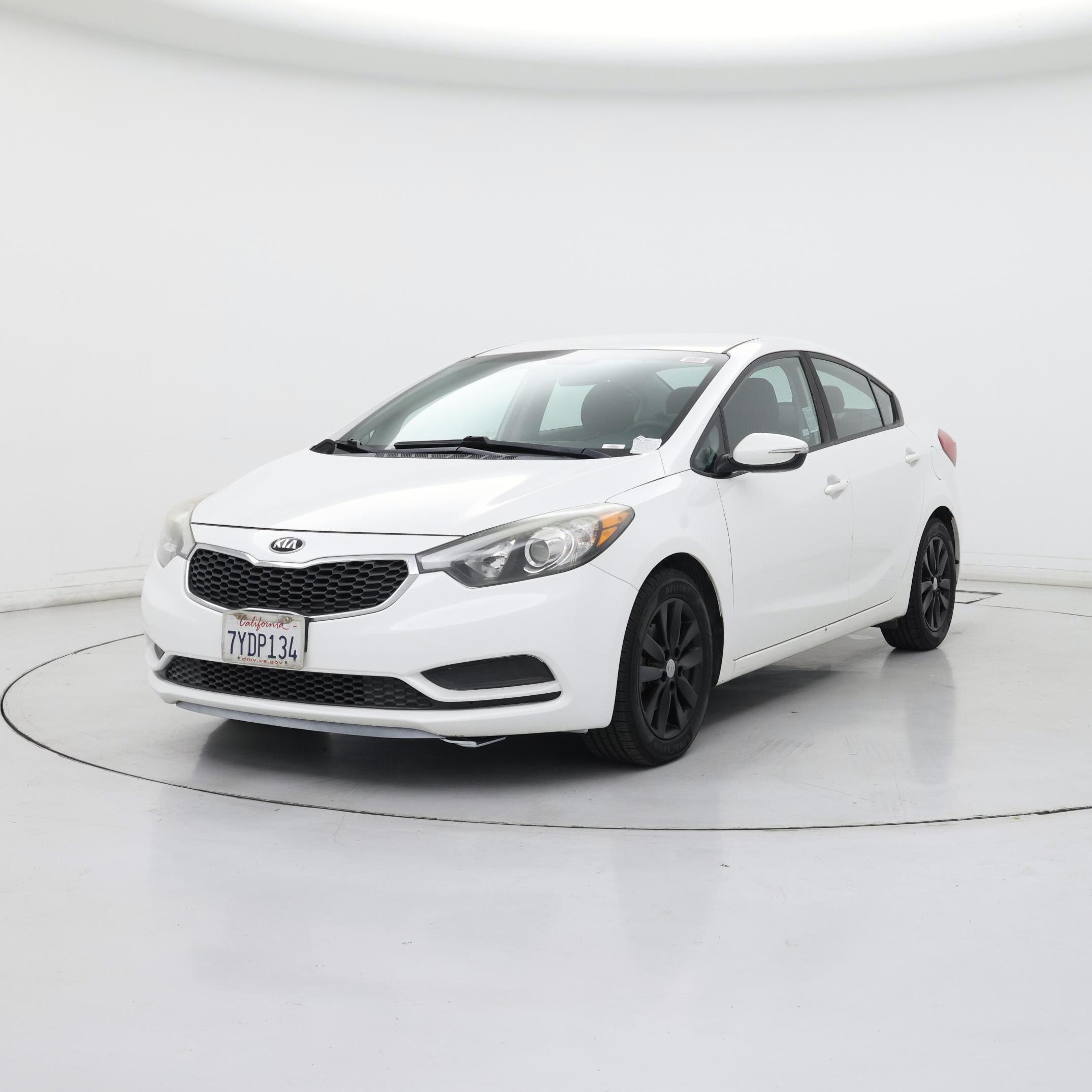 Thumbnail: 2016 Kia Forte - 4