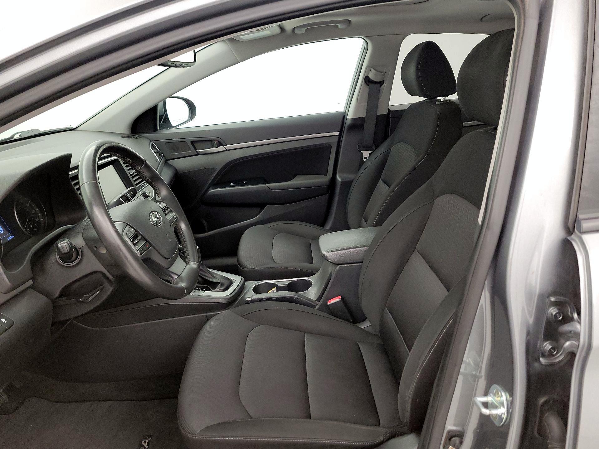 Thumbnail: 2017 Hyundai Elantra - 11