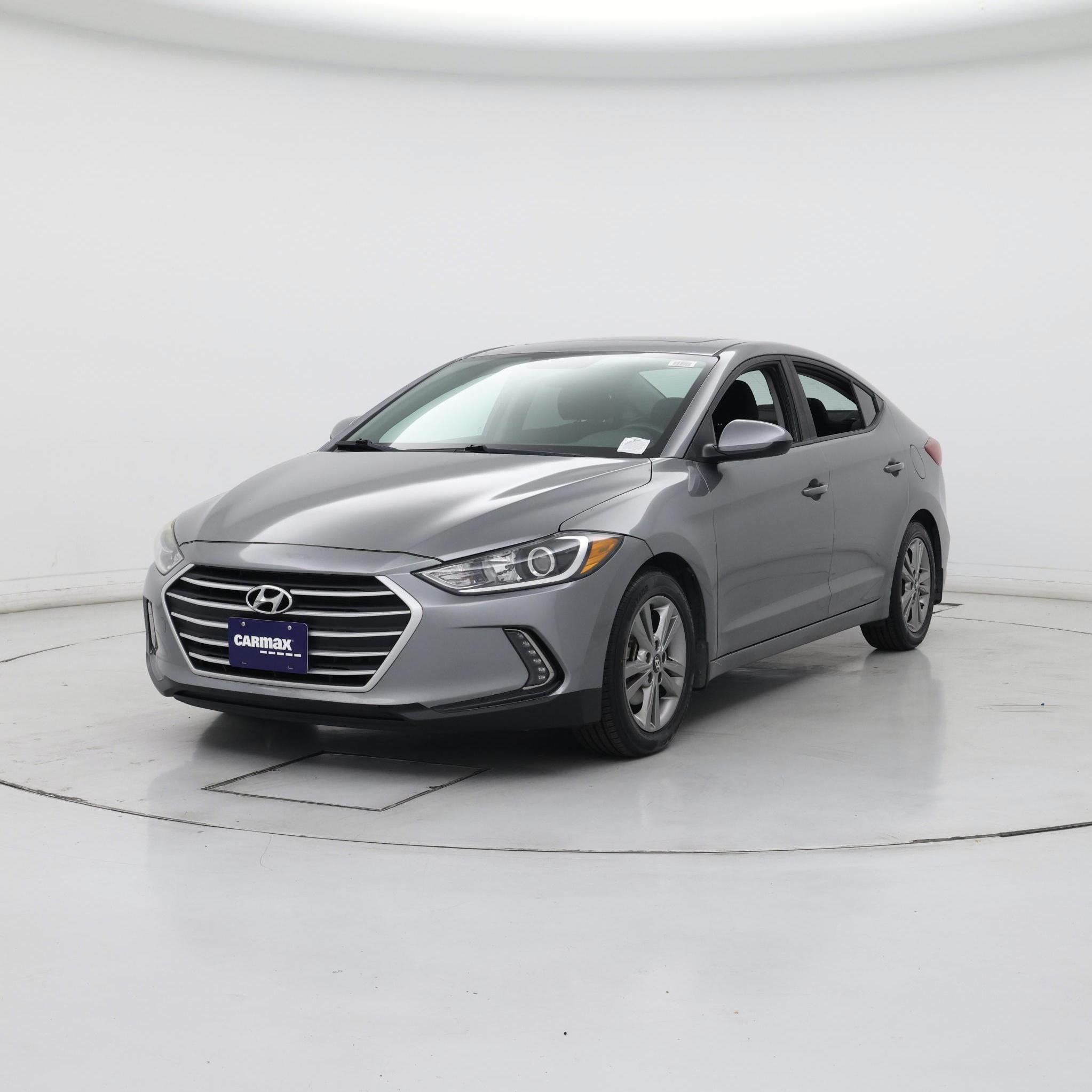 Thumbnail: 2017 Hyundai Elantra - 4