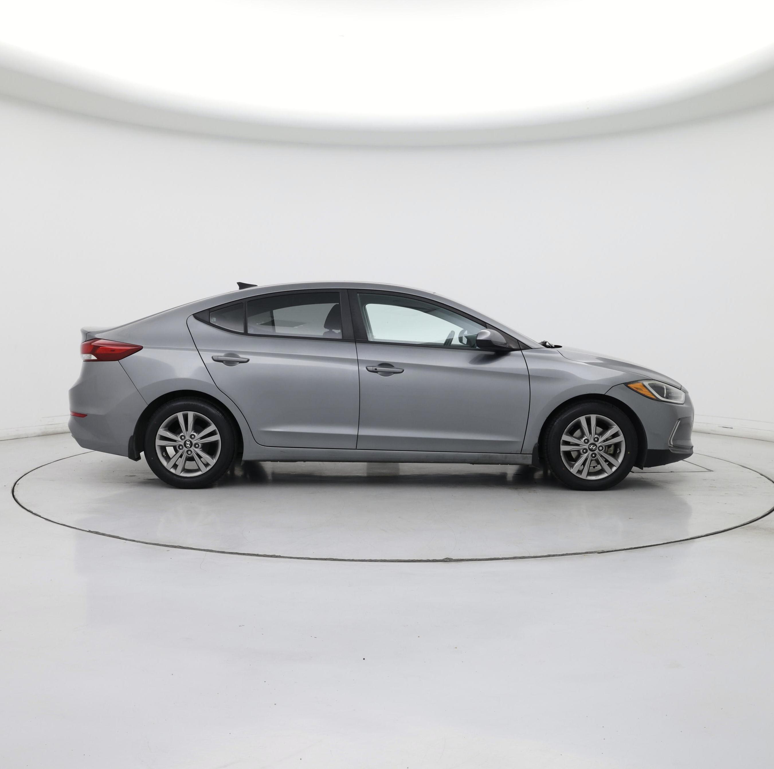 Thumbnail: 2017 Hyundai Elantra - 7