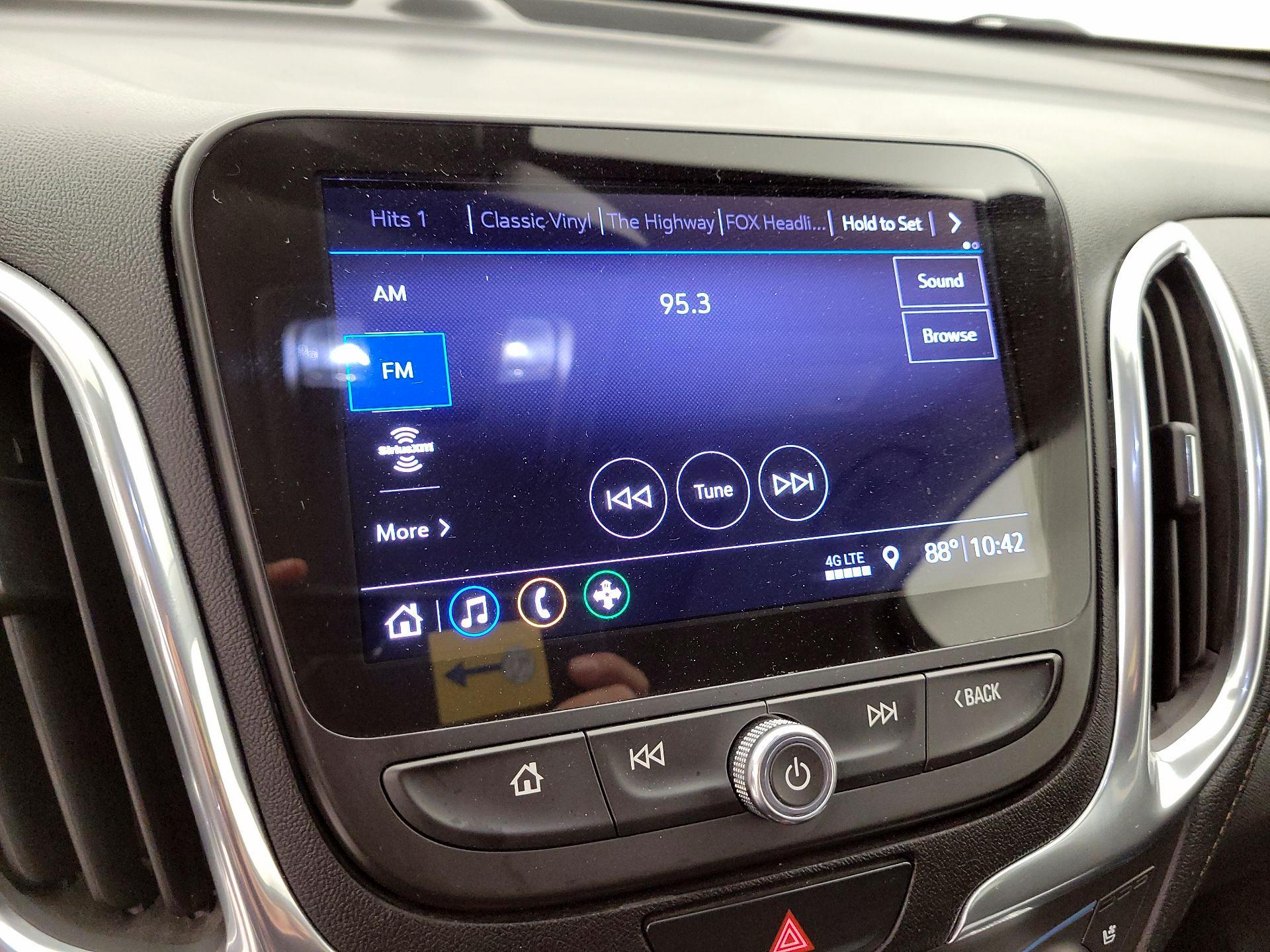 Thumbnail: 2020 Chevrolet Equinox - 15
