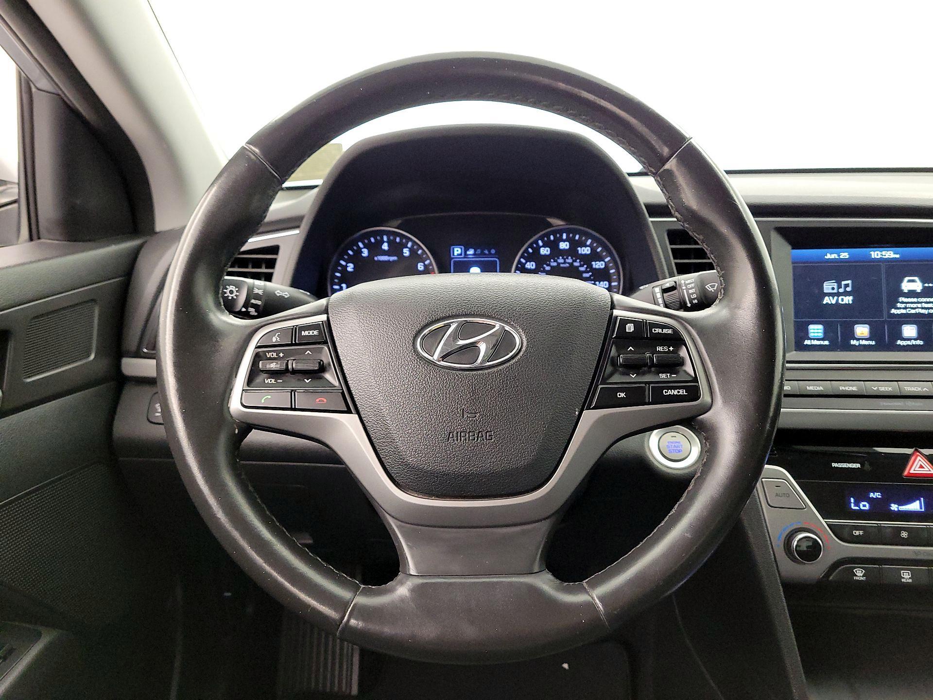 Thumbnail: 2017 Hyundai Elantra - 10