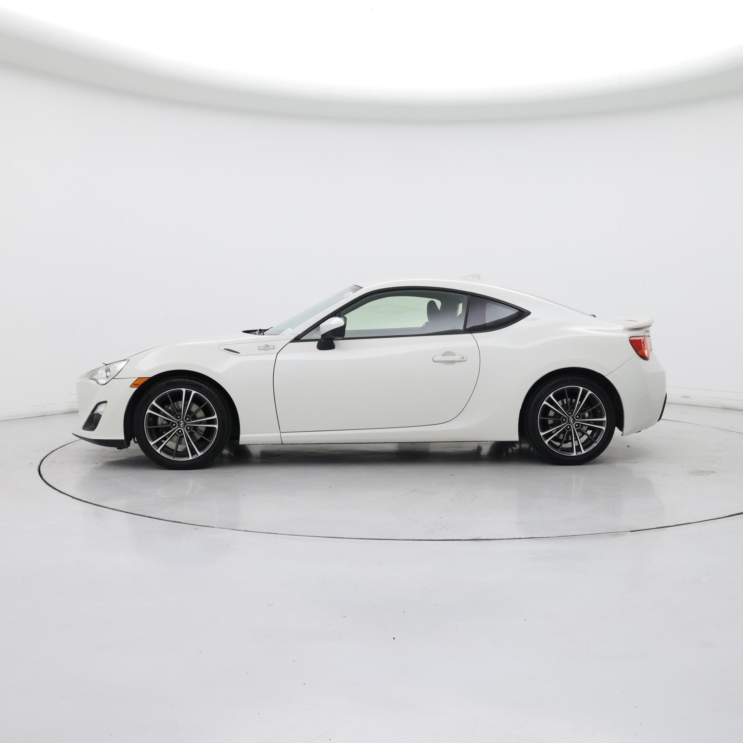 Thumbnail: 2016 Scion FR-S - 3