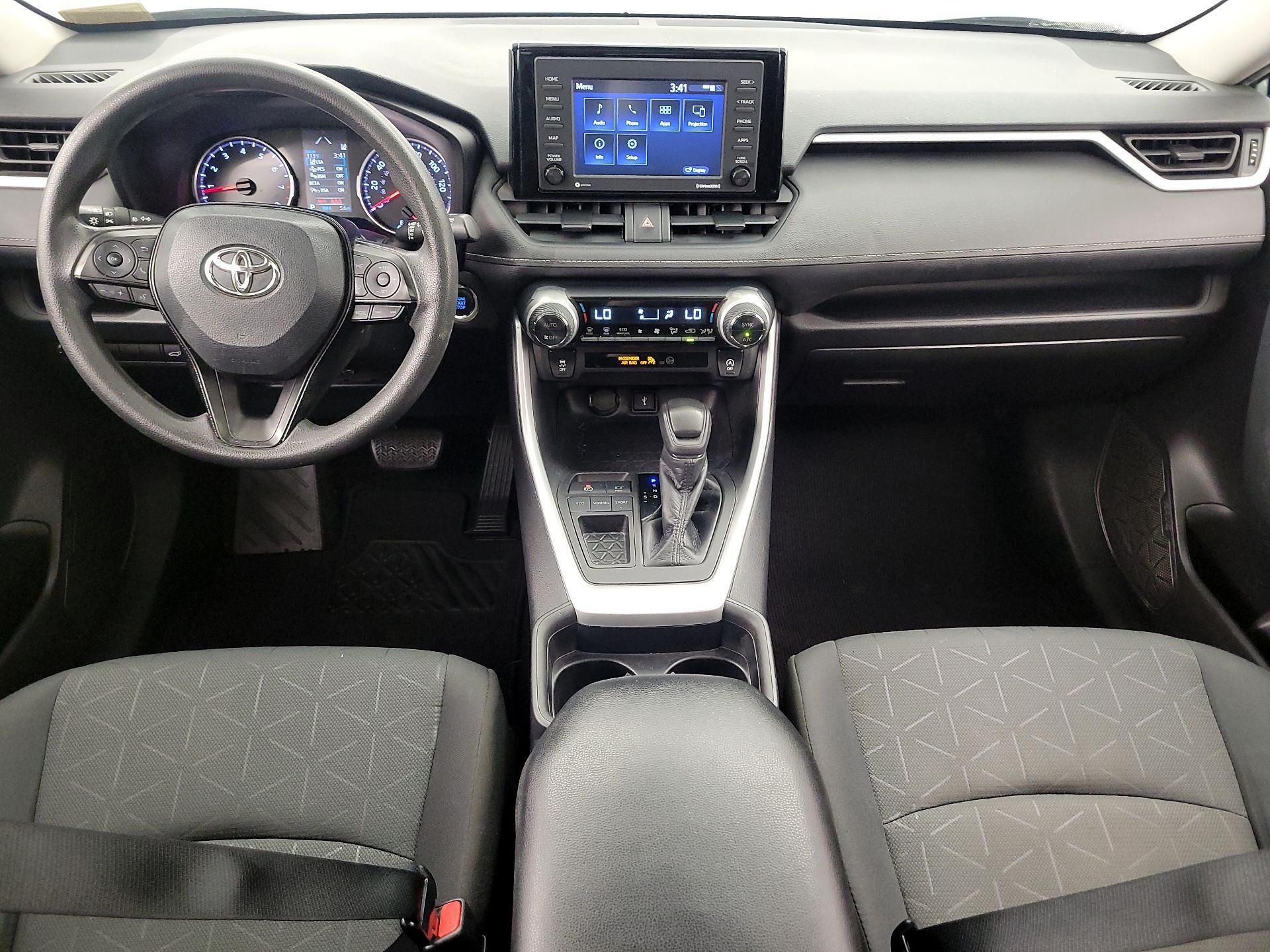 Thumbnail: 2021 Toyota RAV4 - 9